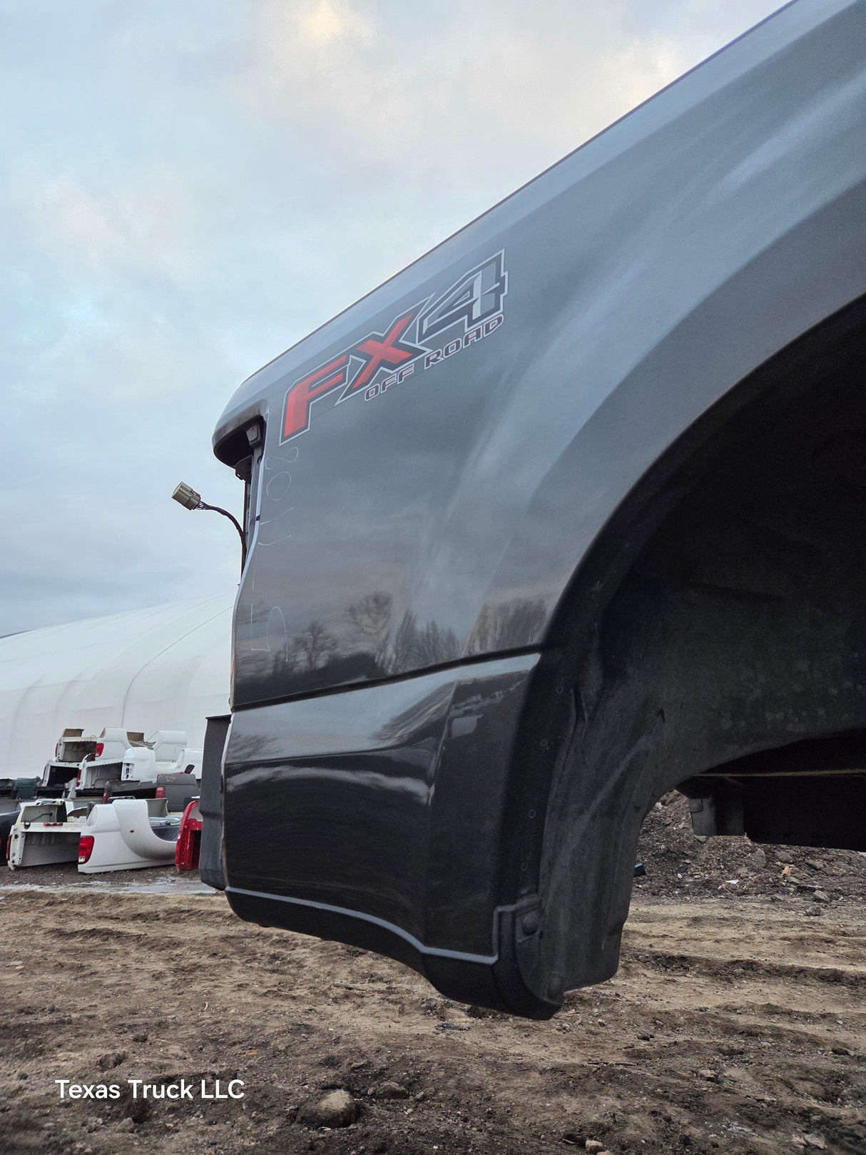 2017-2022 Ford F250 F350 Super Duty 6' 9" Short Truck Bed