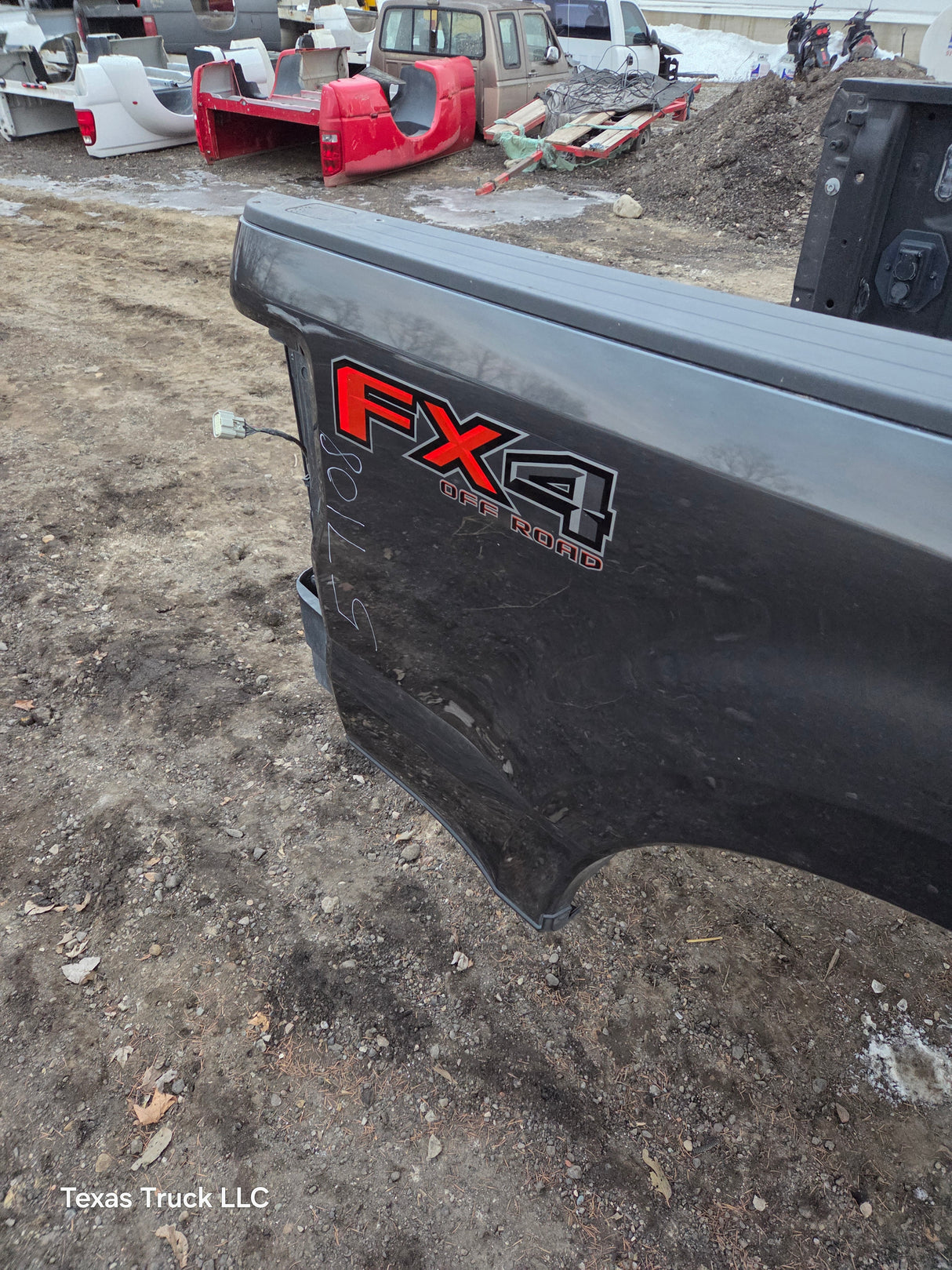 2017-2022 Ford F250 F350 Super Duty 6' 9" Short Truck Bed