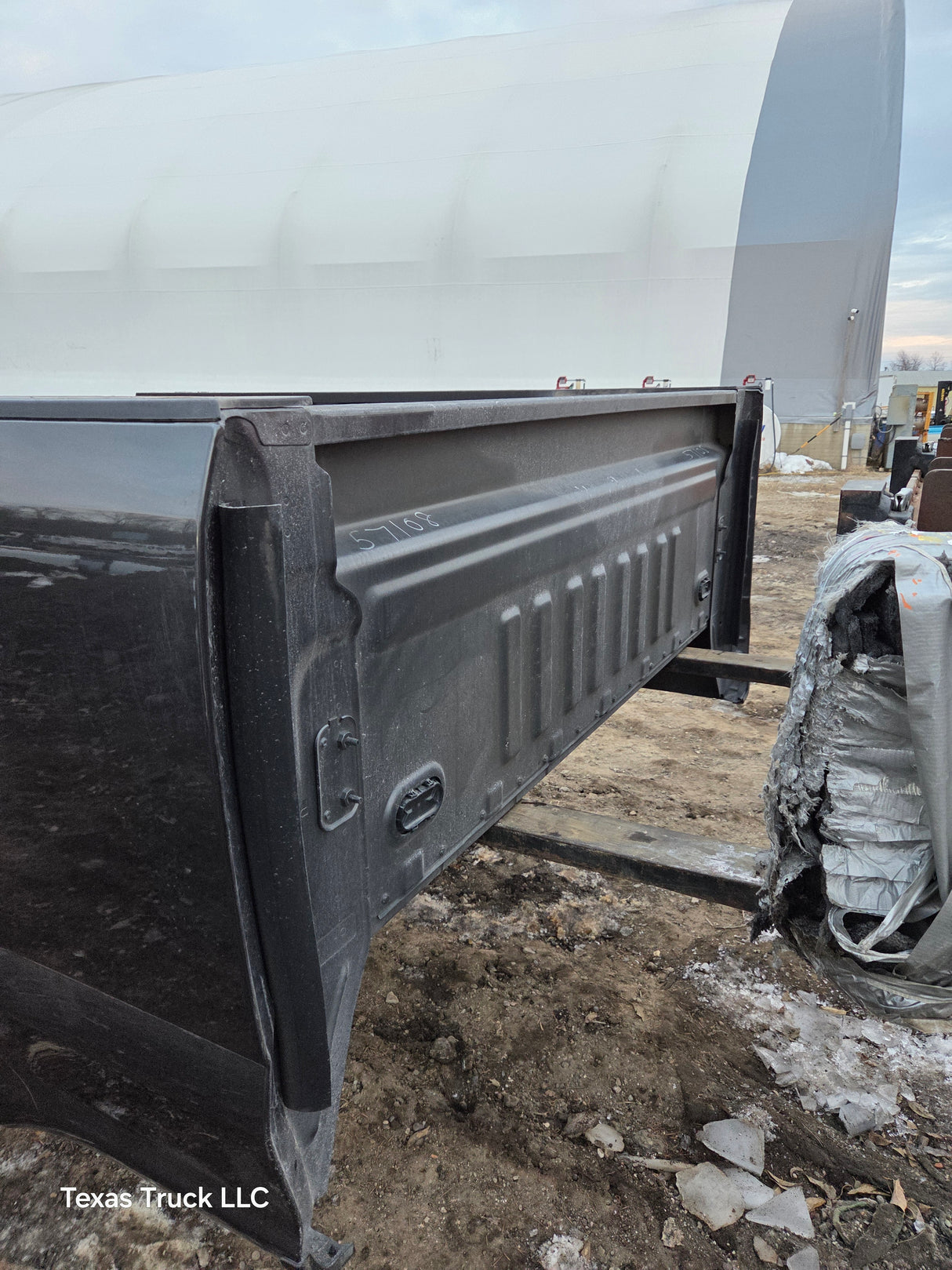 2017-2022 Ford F250 F350 Super Duty 6' 9" Short Truck Bed