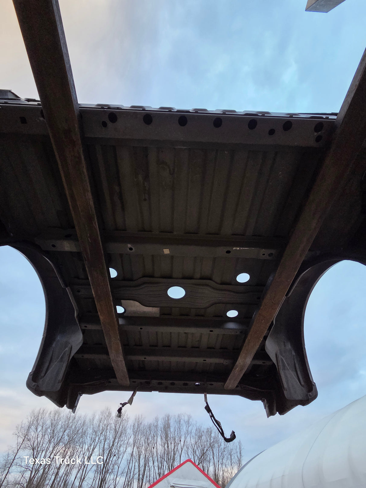 2017-2022 Ford F250 F350 Super Duty 6' 9" Short Truck Bed