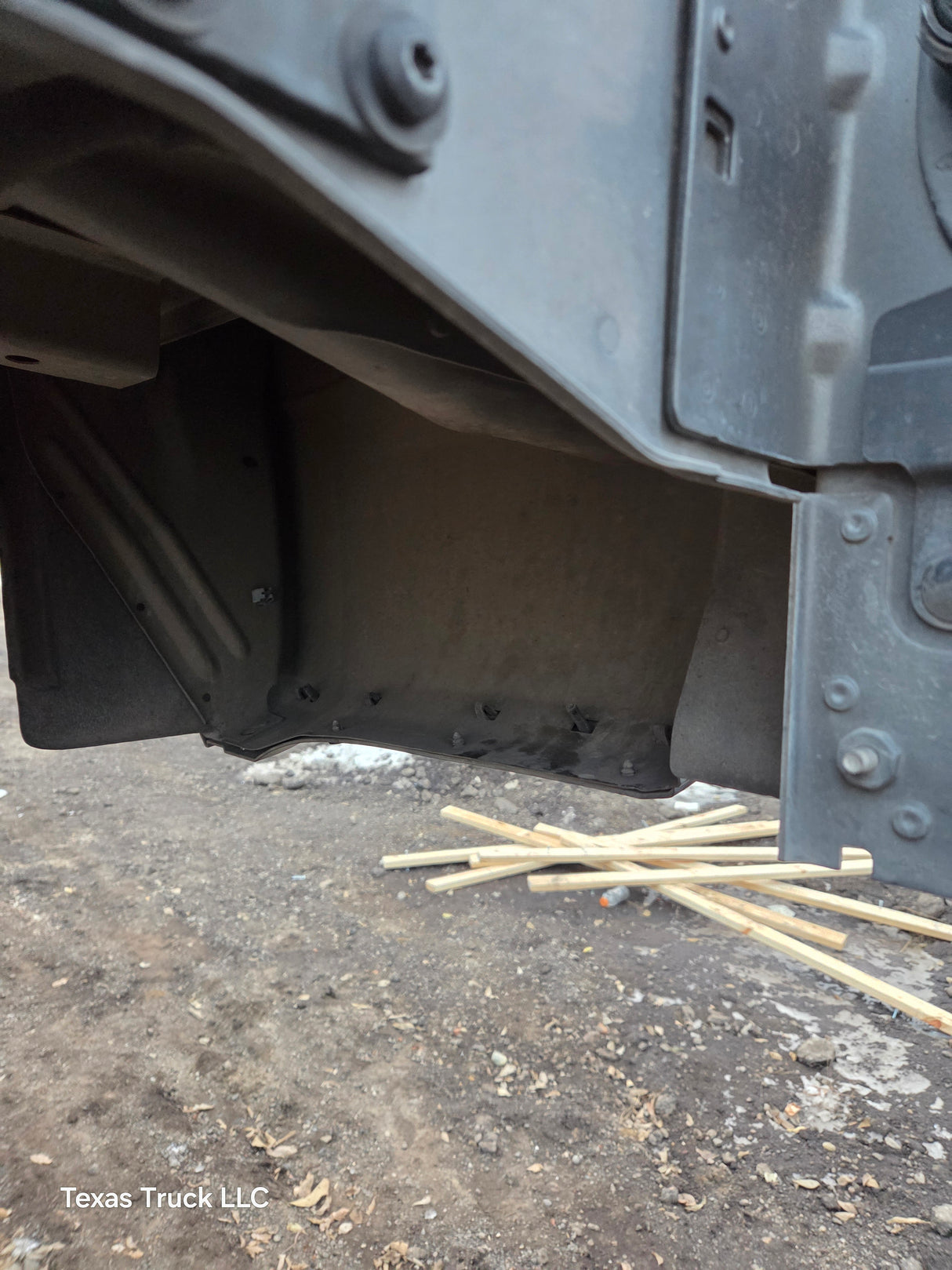 2017-2022 Ford F250 F350 Super Duty 6' 9" Short Truck Bed