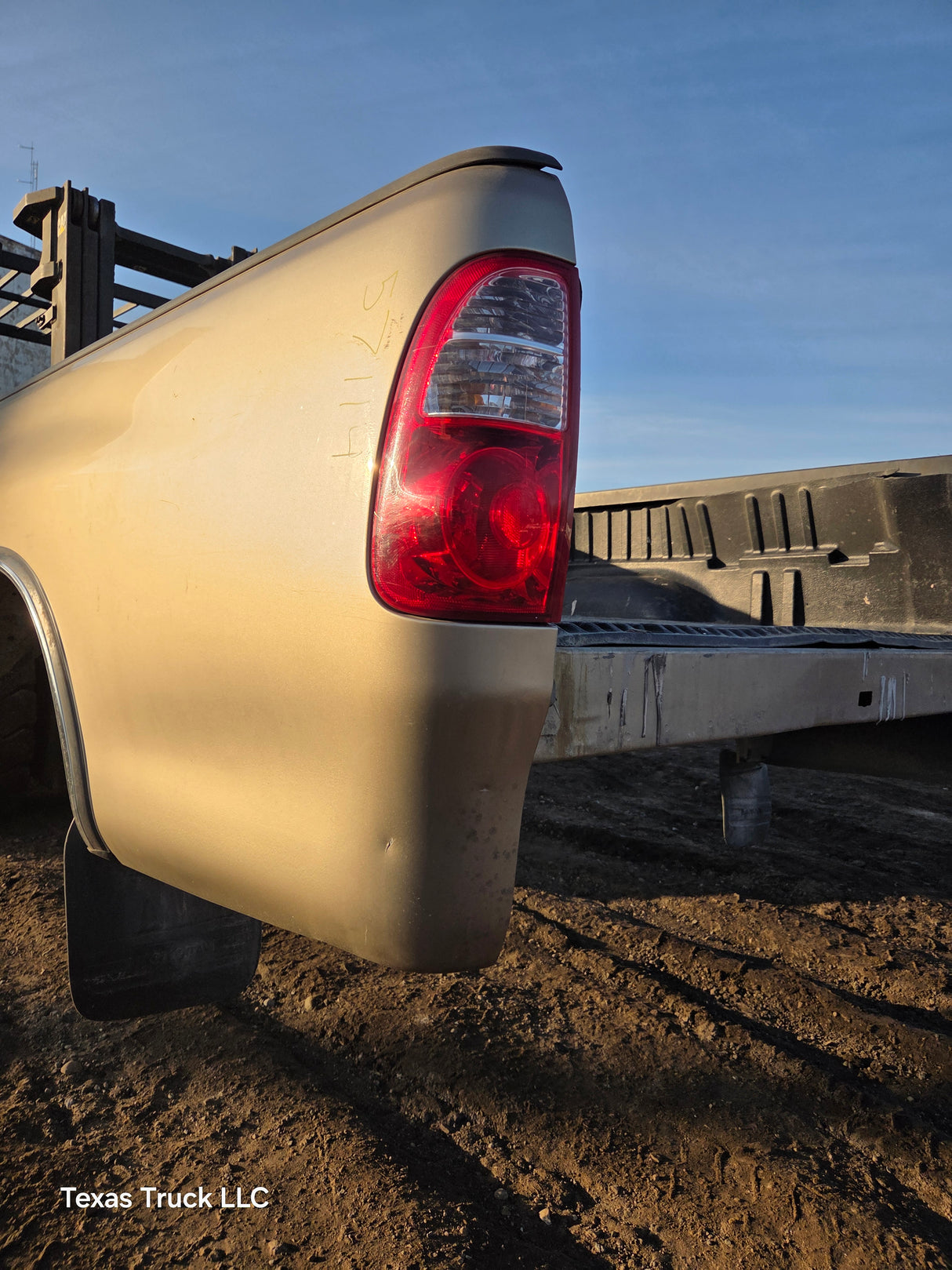 1999-2006 Toyota Tundra Short Bed 6.5' Truck Bed