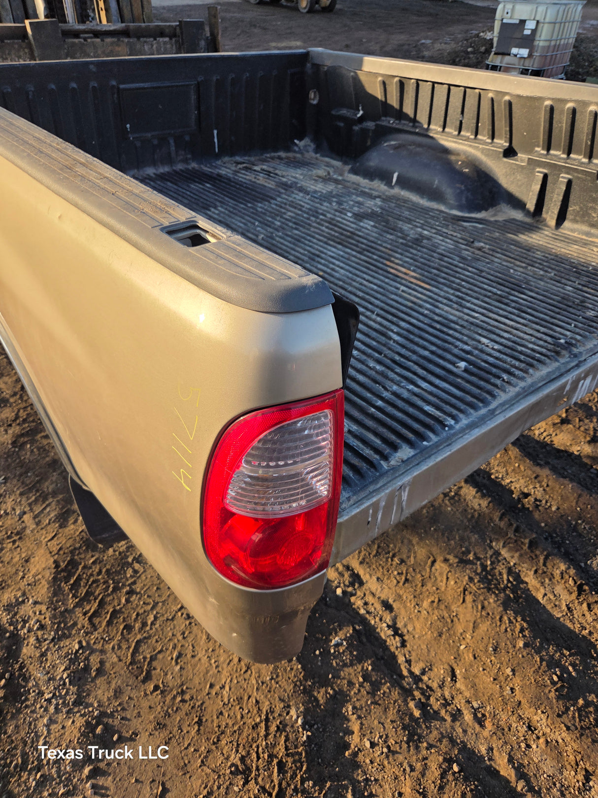 1999-2006 Toyota Tundra Short Bed 6.5' Truck Bed