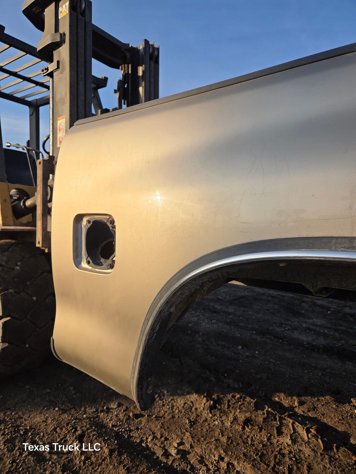 1999-2006 Toyota Tundra Short Bed 6.5' Truck Bed