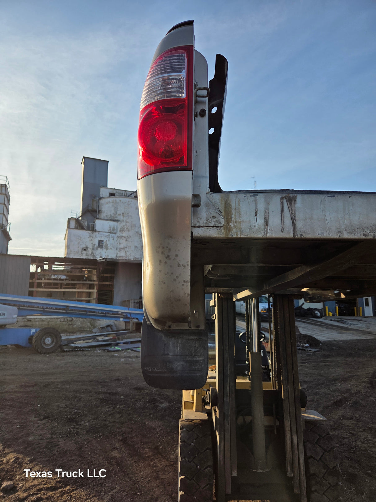 1999-2006 Toyota Tundra Short Bed 6.5' Truck Bed