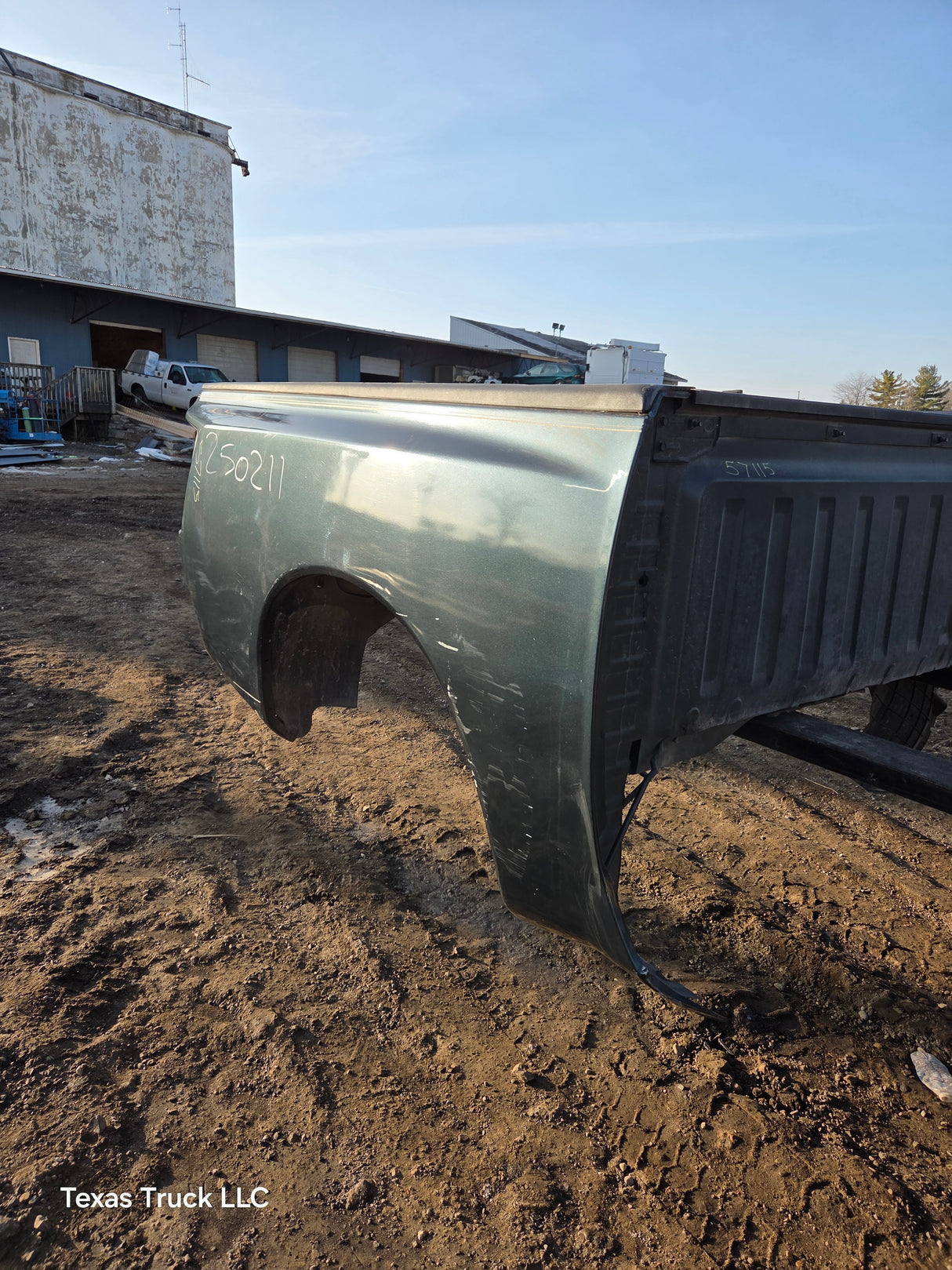 2004-2015 Nissan Titan Crew Cab 5' 6" Short Bed