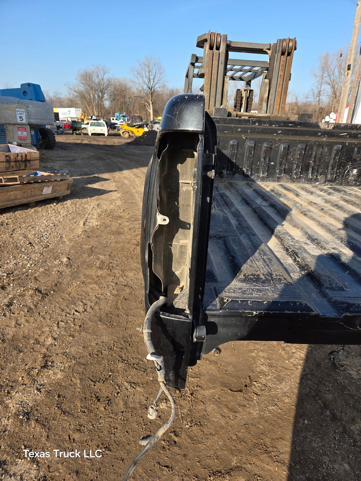 2005-2020 Nissan Frontier King Cab Truck Bed Short / Long / Midsize 73"