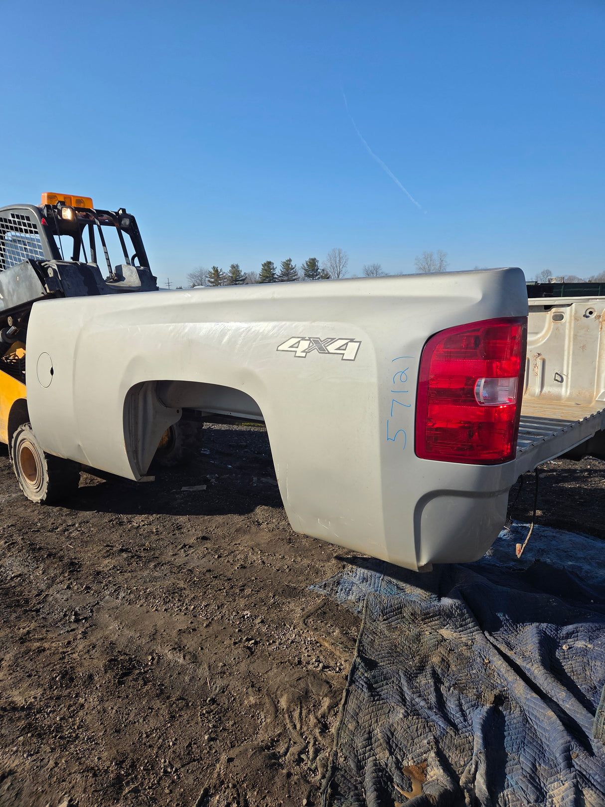 2007-2013 Chevrolet Silverado 1500 2500 3500 HD 8' Long Truck Bed