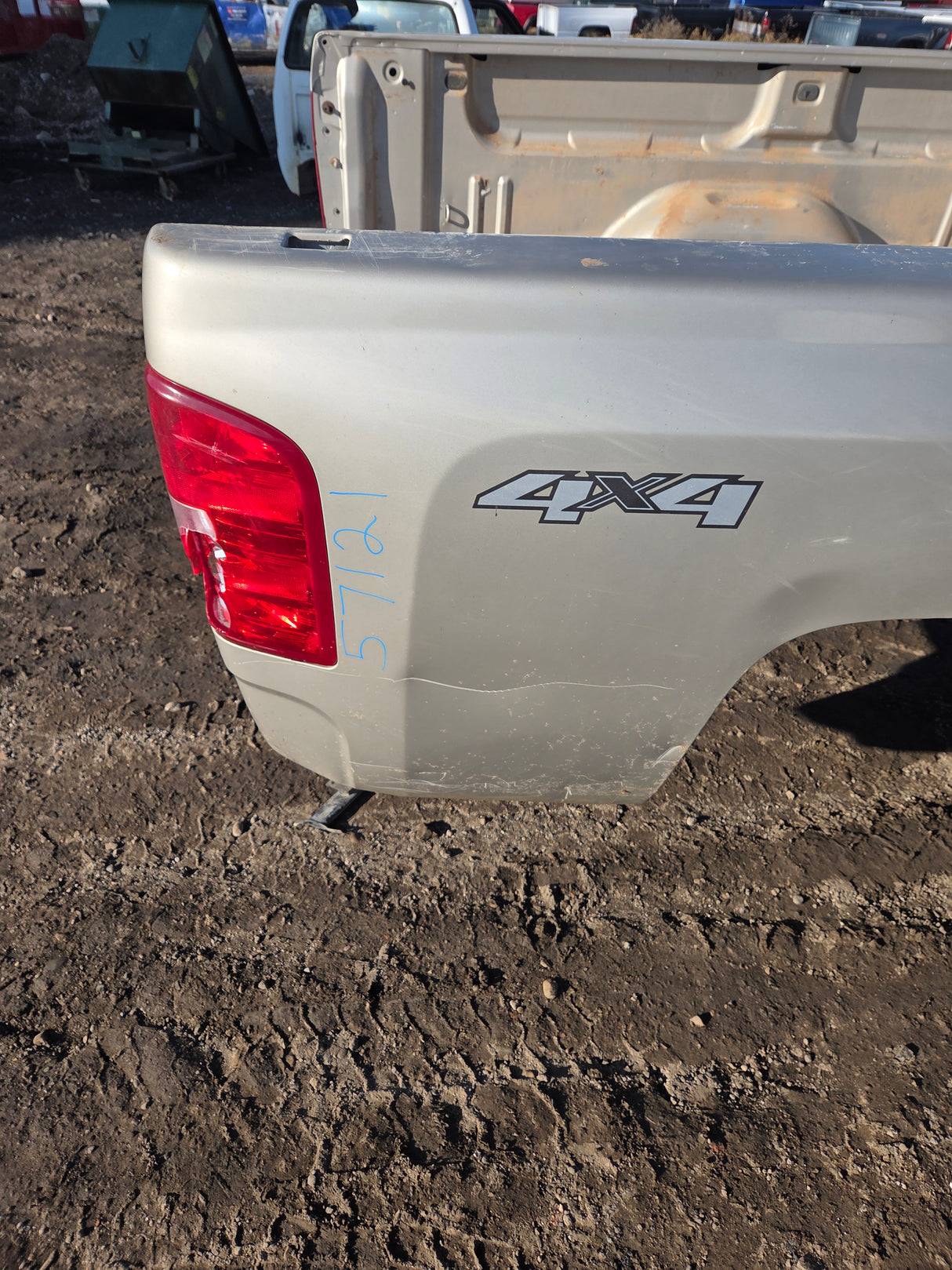 2007-2013 Chevrolet Silverado 1500 2500 3500 HD 8' Long Truck Bed