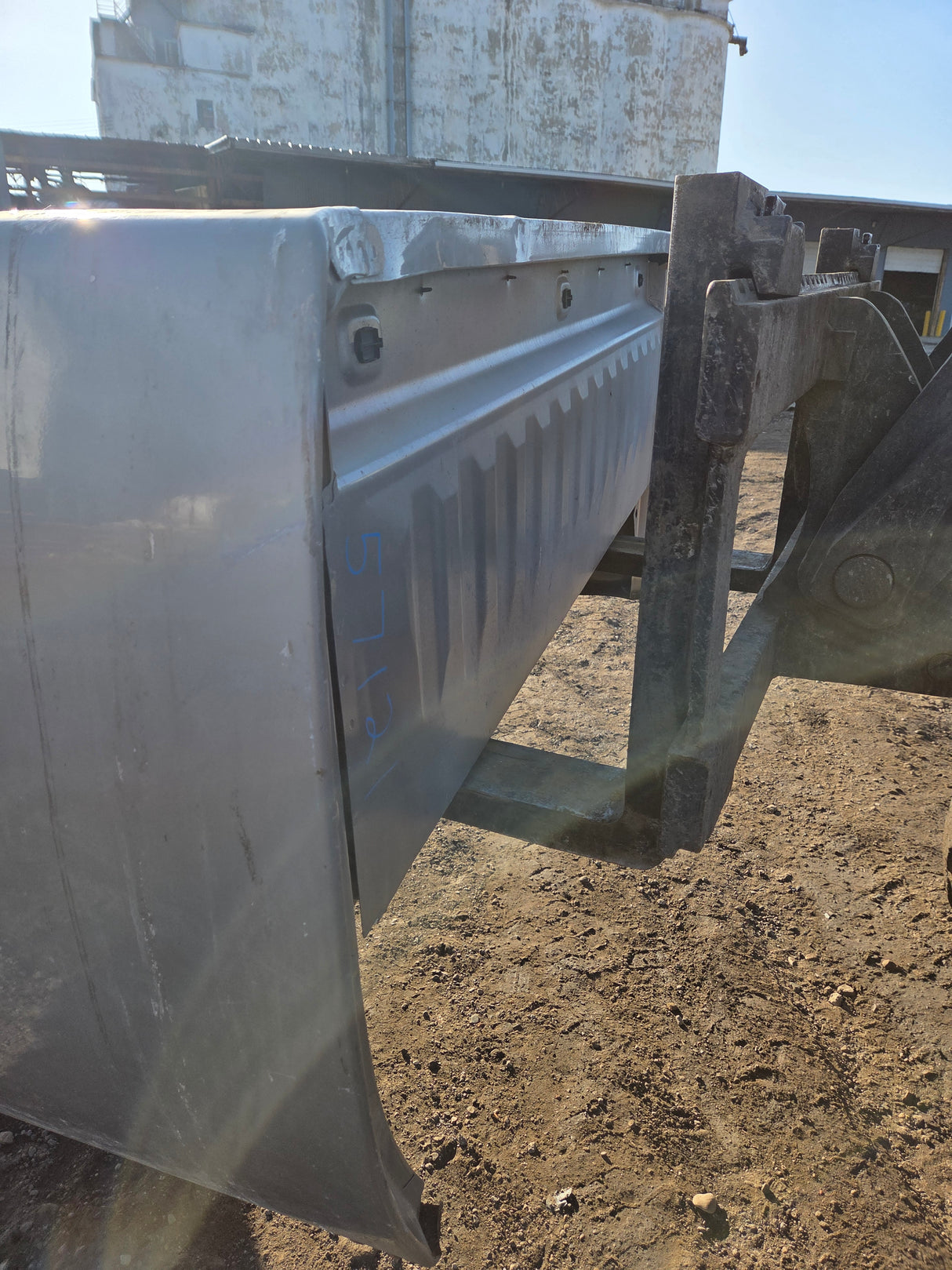 2007-2013 Chevrolet Silverado 1500 2500 3500 HD 8' Long Truck Bed