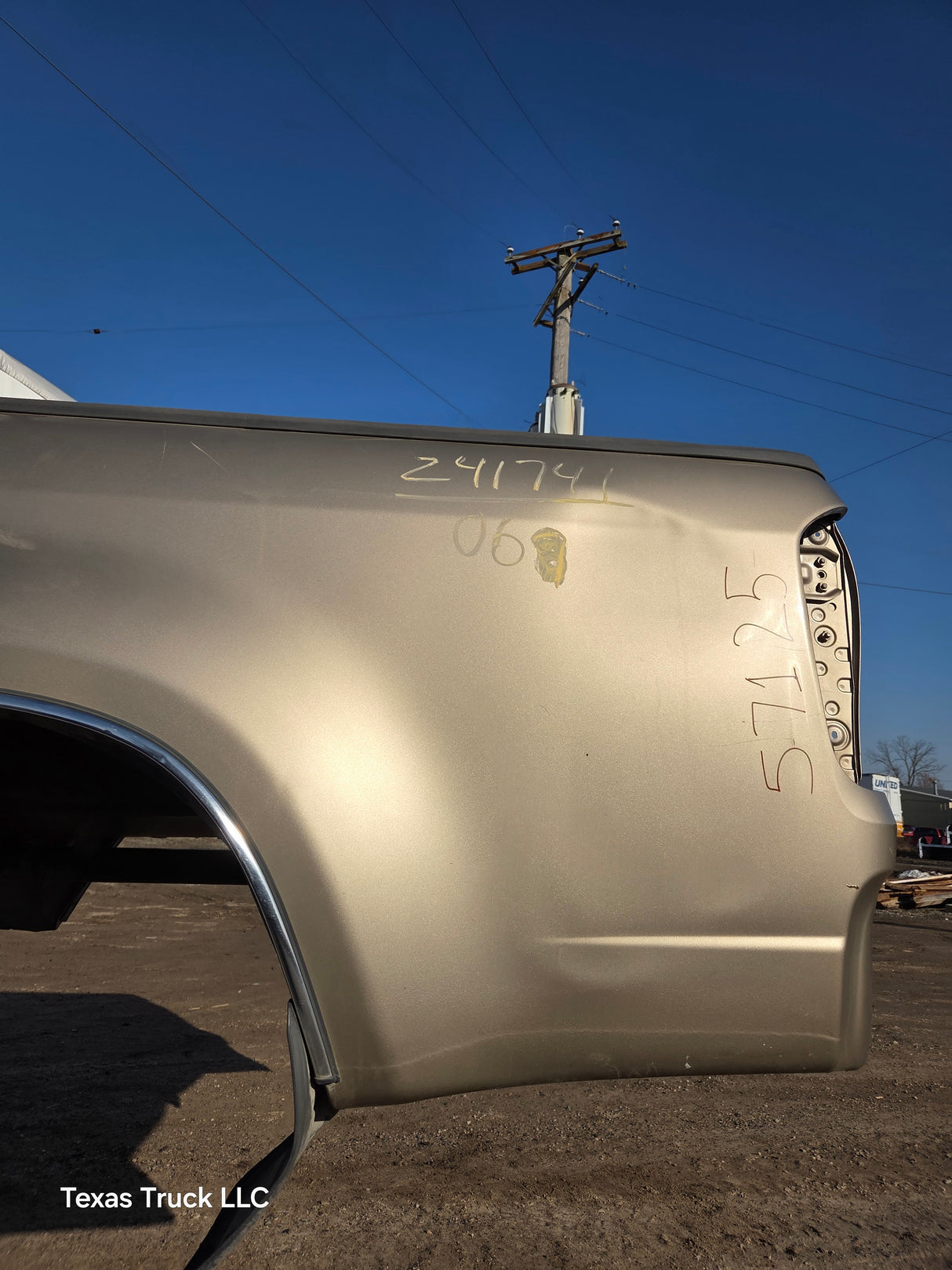 1999-2006 Toyota Tundra Short Bed 6.5' Truck Bed