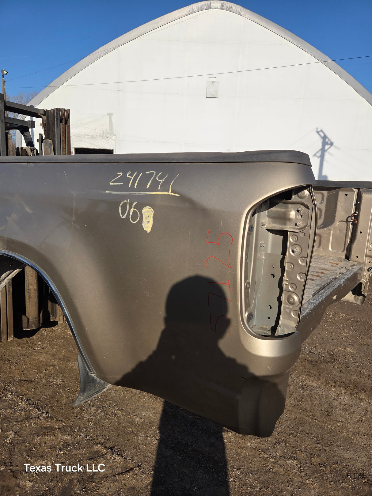 1999-2006 Toyota Tundra Short Bed 6.5' Truck Bed