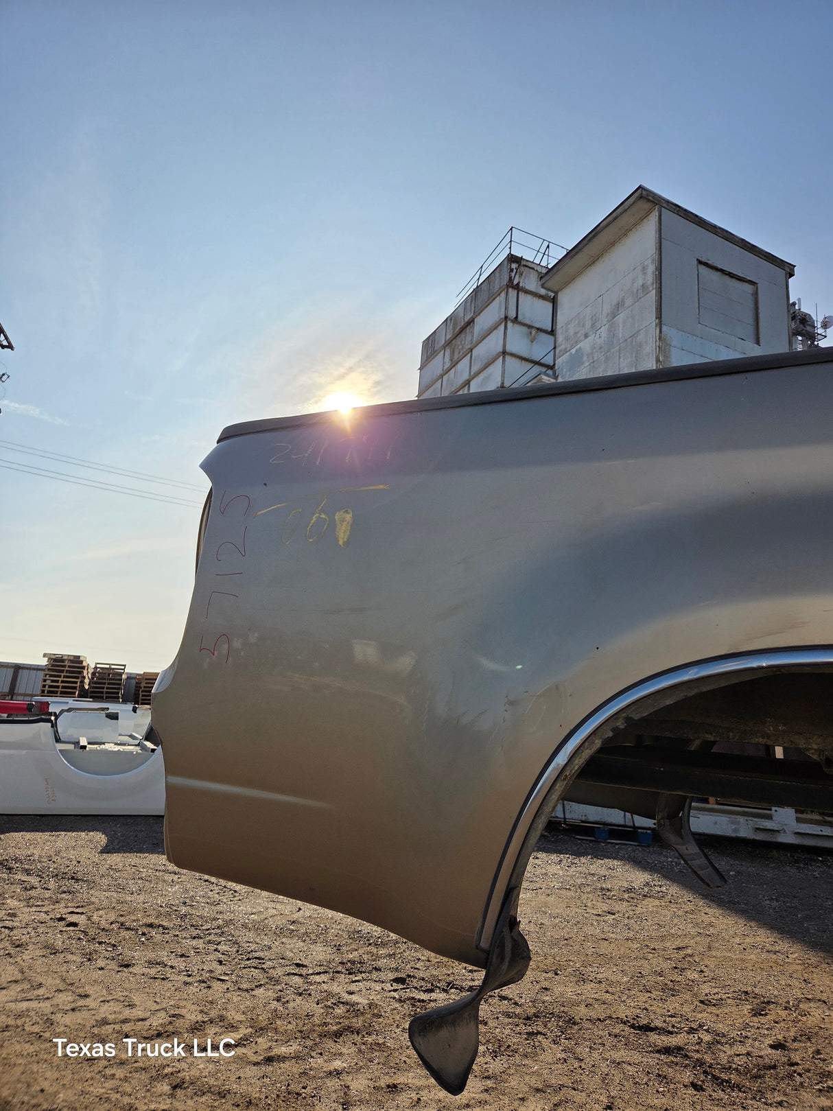 1999-2006 Toyota Tundra Short Bed 6.5' Truck Bed