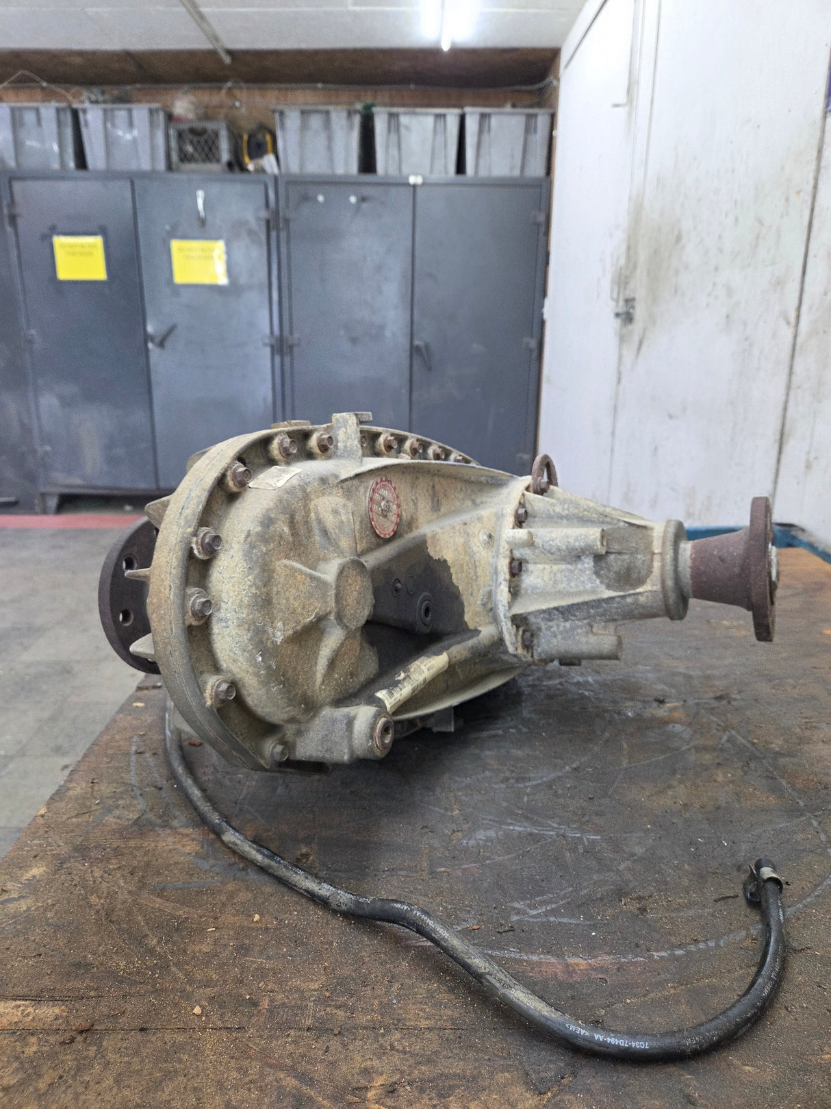 2003-2010 Ford Pickup F250 F350 F450 F550 Super Duty Manual Shift Transfer Case 6.0L 6.4l Power Stroke, 6.8L v10 triton, 5.4L v8 5r110 7C34 7A195 BE