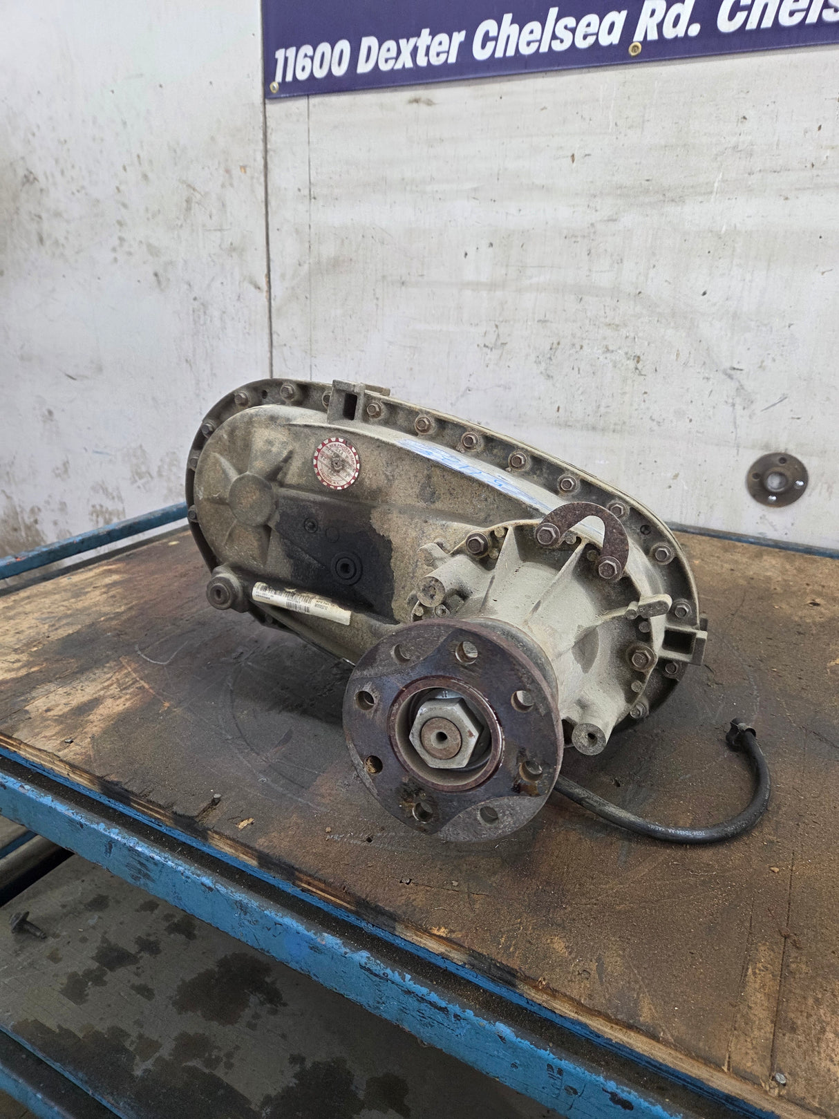 2003-2010 Ford Pickup F250 F350 F450 F550 Super Duty Manual Shift Transfer Case 6.0L 6.4l Power Stroke, 6.8L v10 triton, 5.4L v8 5r110 7C34 7A195 BE