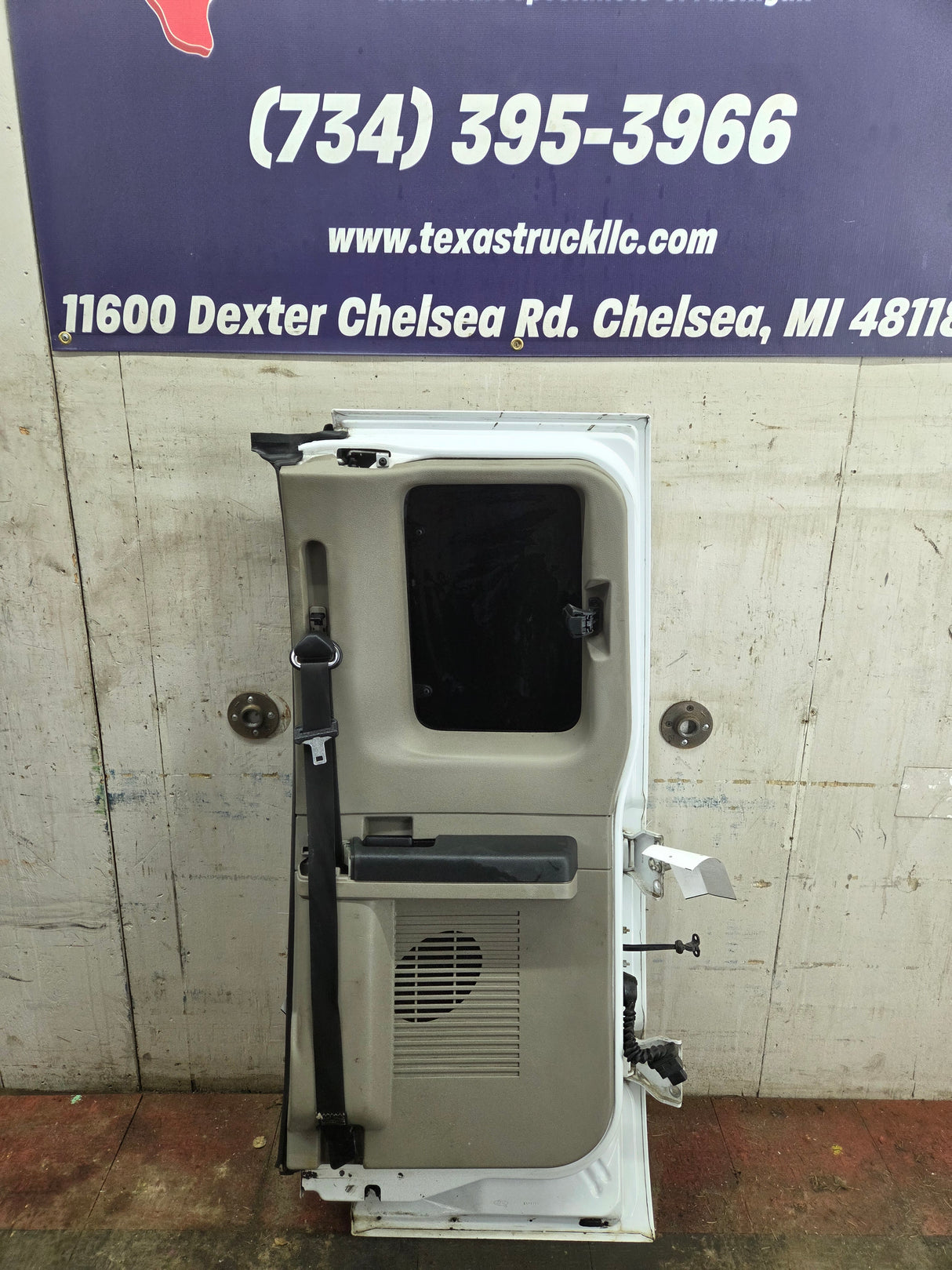 2008-2016 Ford Super Duty F250 F350 F450 F550 RH Extended Cab Passenger Side Rear Door