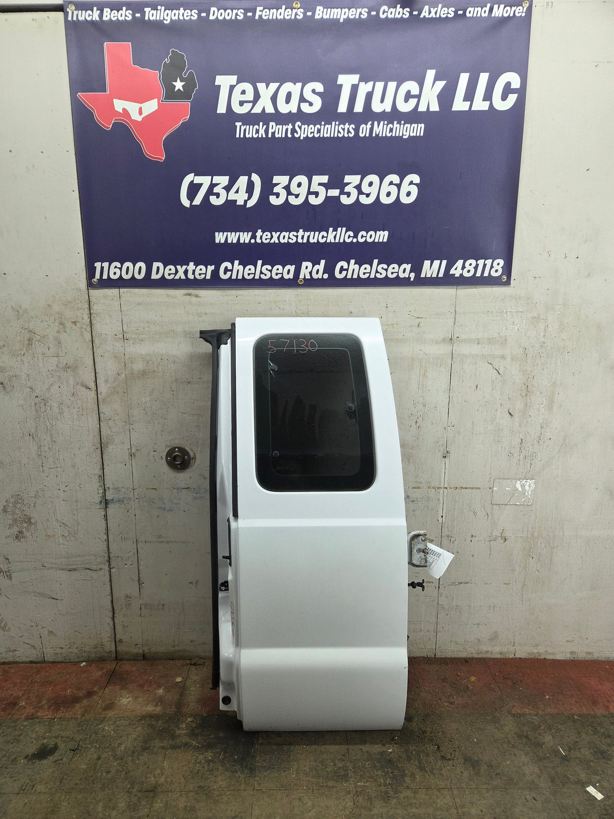 2008-2016 Ford Super Duty F250 F350 F450 F550 LH Extended Cab Driver Side Rear Door