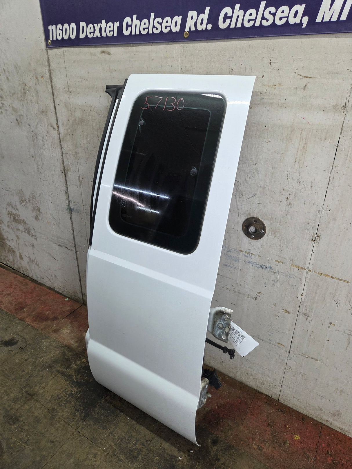 2008-2016 Ford Super Duty F250 F350 F450 F550 LH Extended Cab Driver Side Rear Door