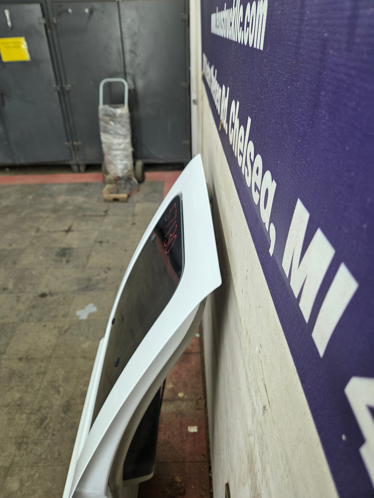 2008-2016 Ford Super Duty F250 F350 F450 F550 LH Extended Cab Driver Side Rear Door