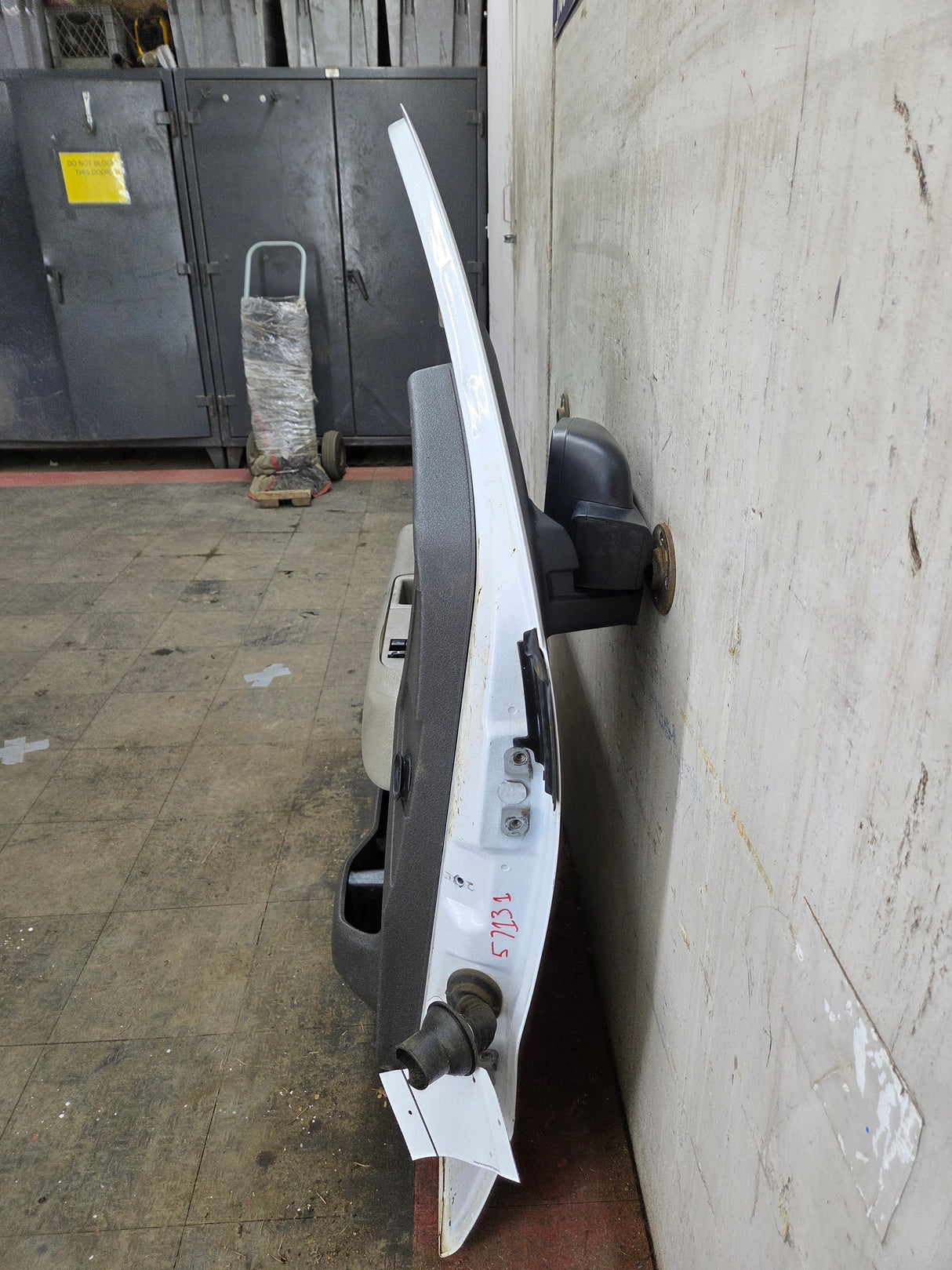 2009-2014 Ford F150 LH Driver Side Front Door