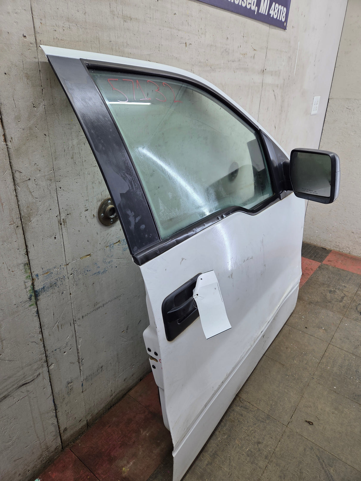 2009-2014 Ford F150 RH Passenger Side Front Door