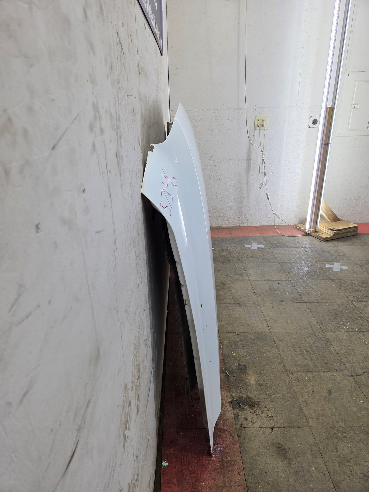 1999-2007 Ford Super Duty Hood F250 F350 F450 F550