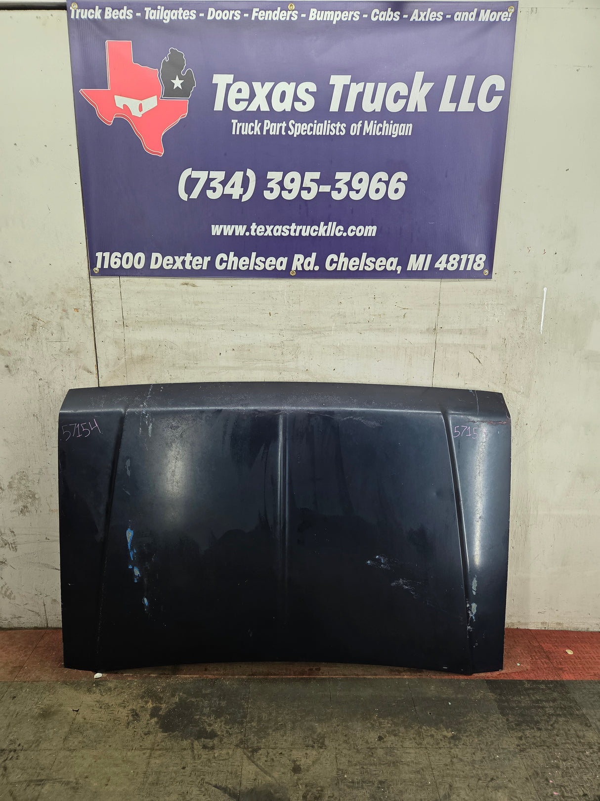 1987-1991 Ford F-150 F-250 F-350 F-450 F-550 Hood Bricknose