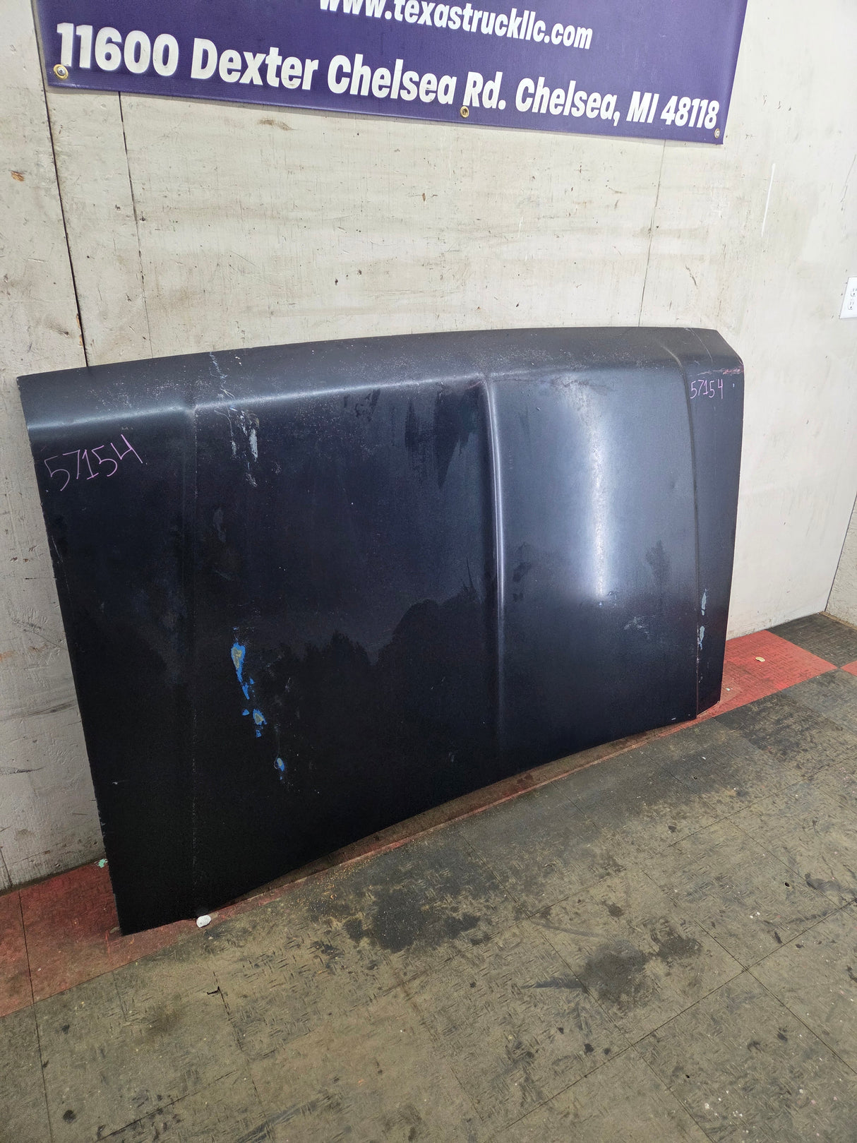 1987-1991 Ford F-150 F-250 F-350 F-450 F-550 Hood Bricknose