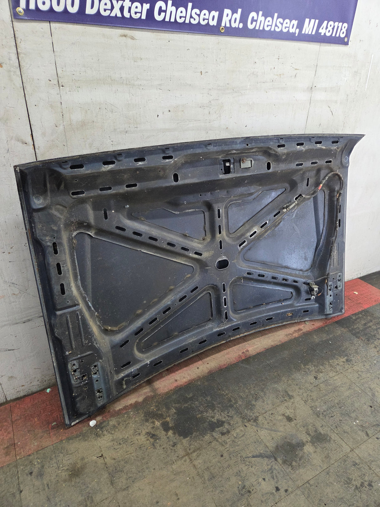 1987-1991 Ford F-150 F-250 F-350 F-450 F-550 Hood Bricknose