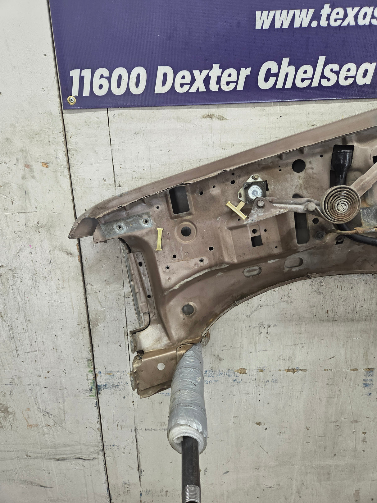 1992-1997 OBS Ford F Series F250 F350 F450 F550 PASSENGER SIDE RH FRONT FENDER