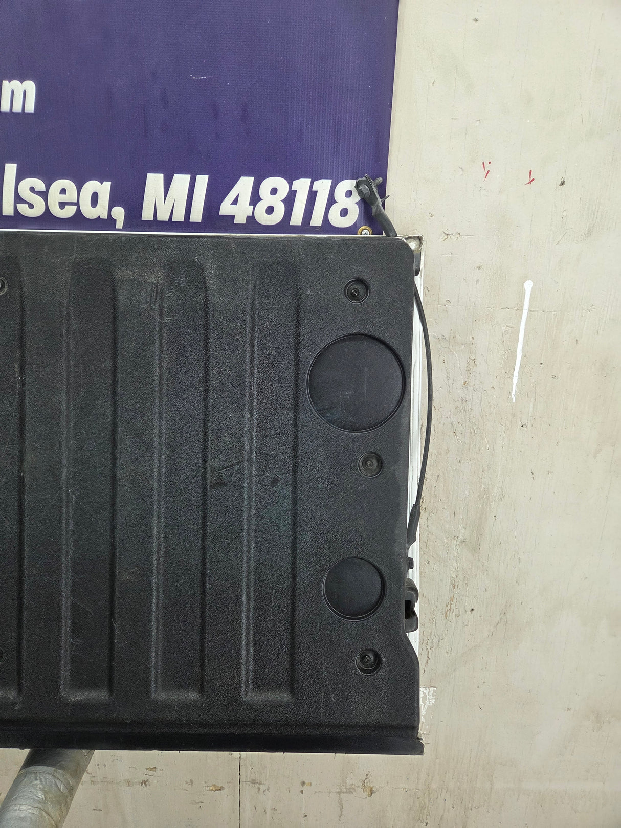 2019-2024 Chevrolet Silverado 1500 Tailgate 2020 2021 2022 2023