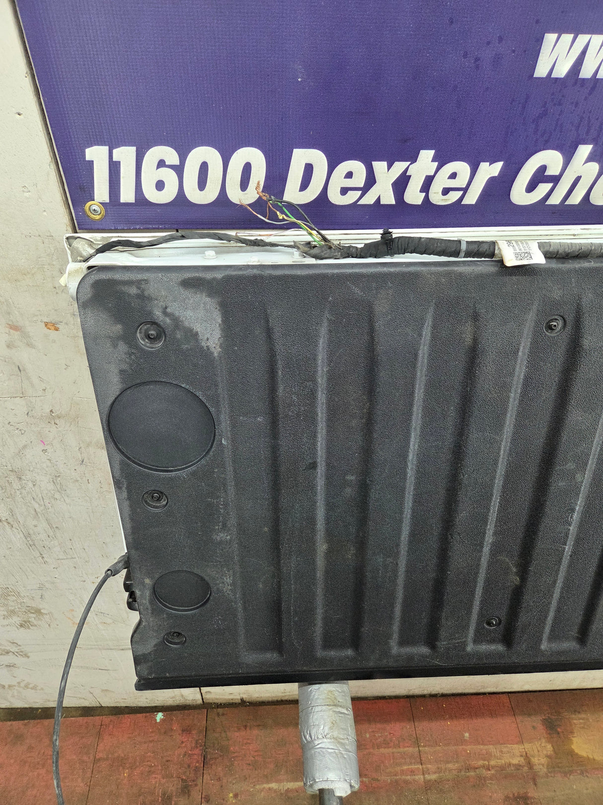 2019-2024 Chevrolet Silverado 1500 Tailgate 2020 2021 2022 2023