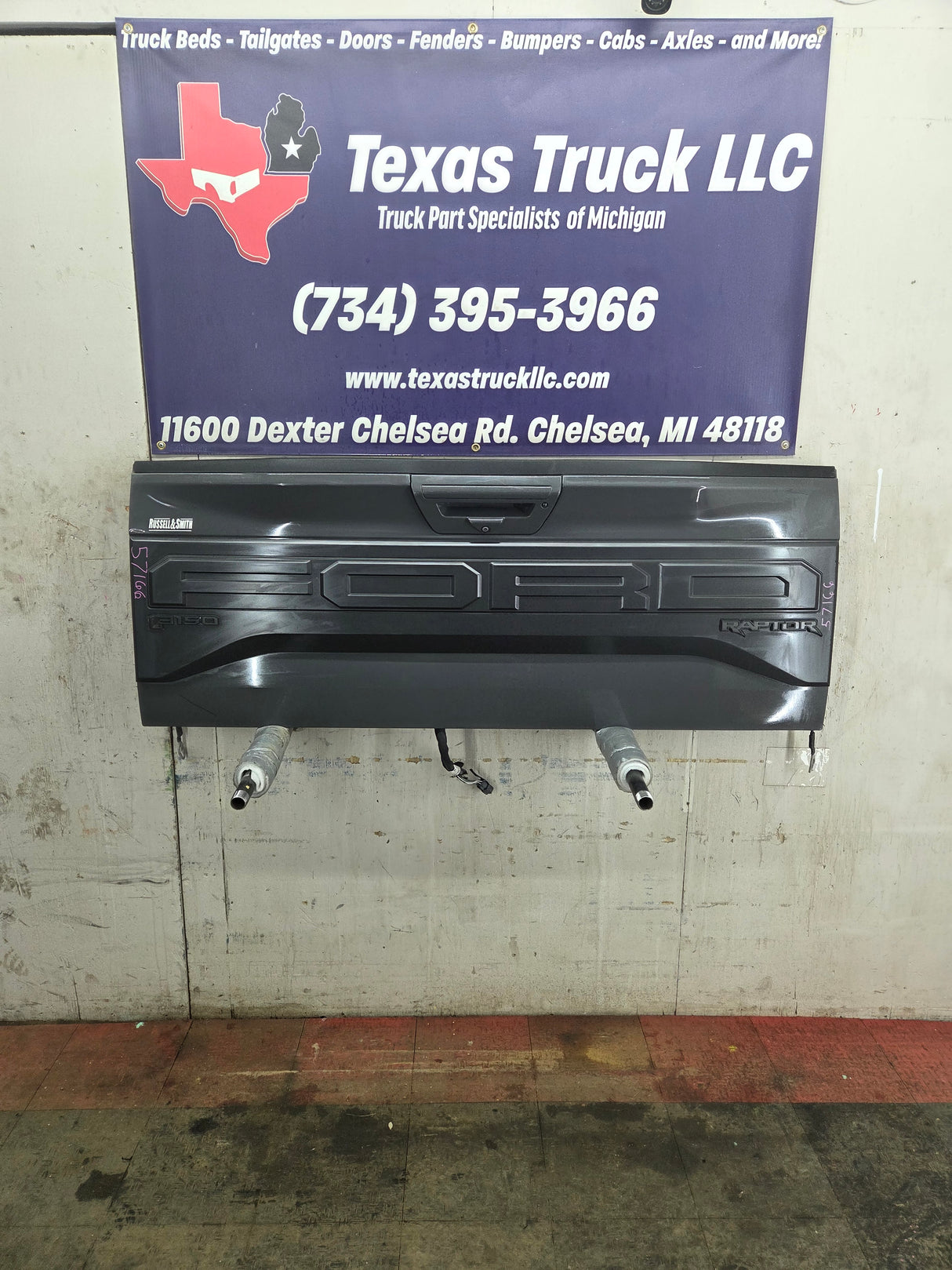 2018-2020 Ford Raptor F150 Tailgate W/Step