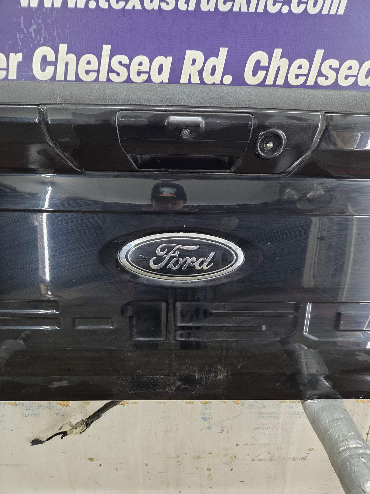 2021-2025 Ford F150 Tailgate W/Step