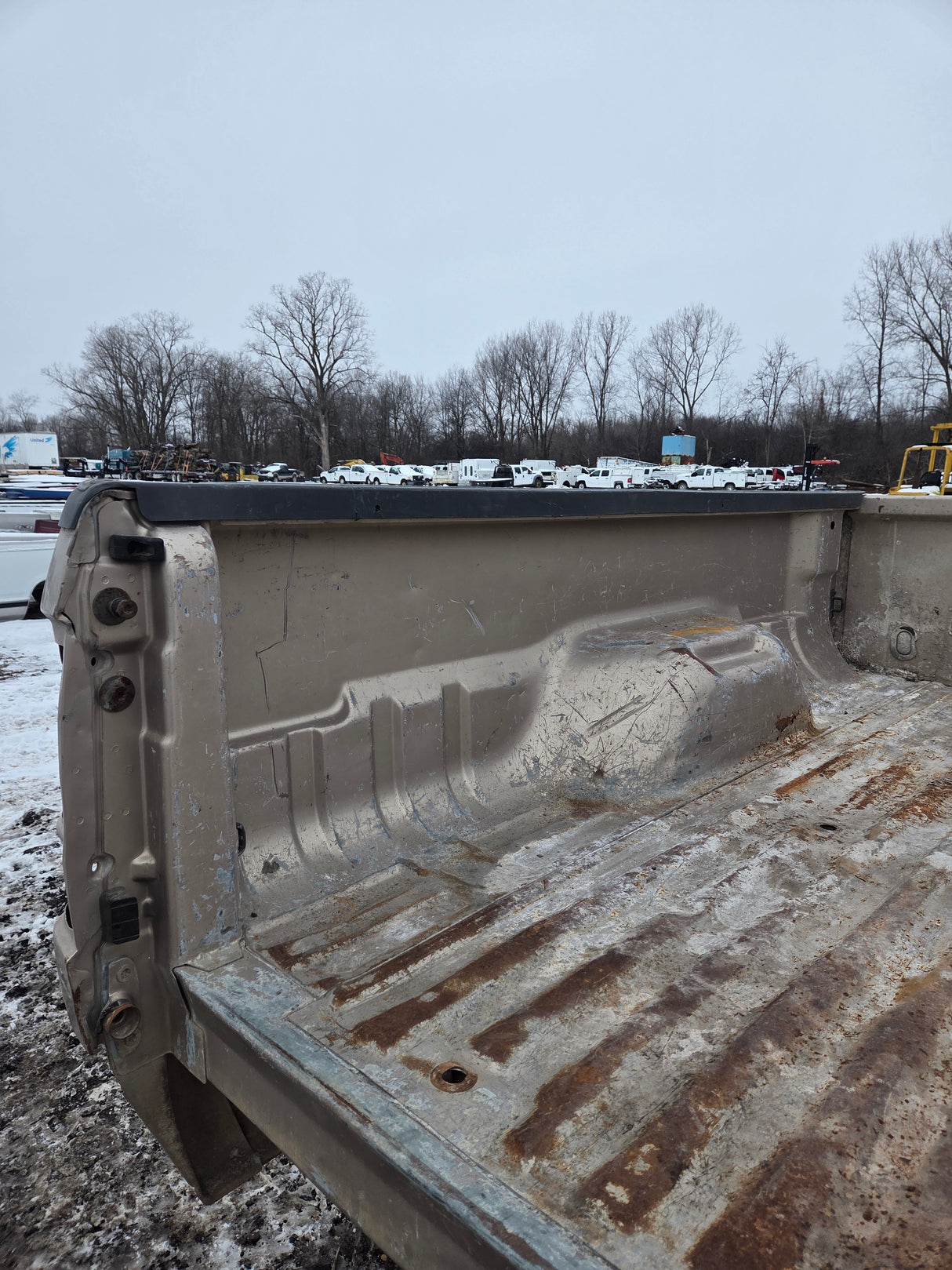 1999-2010 Ford Super Duty F250 F350 6' 9" Short Truck Bed