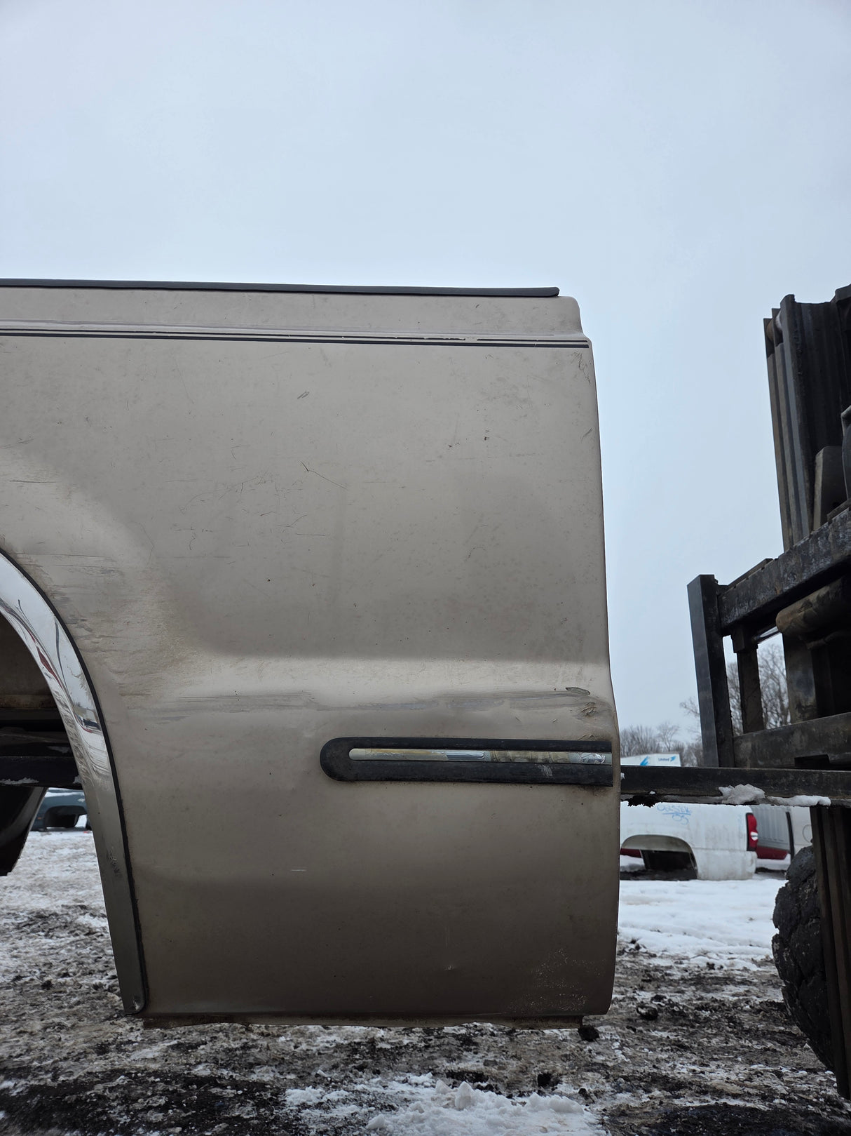 1999-2010 Ford Super Duty F250 F350 6' 9" Short Truck Bed