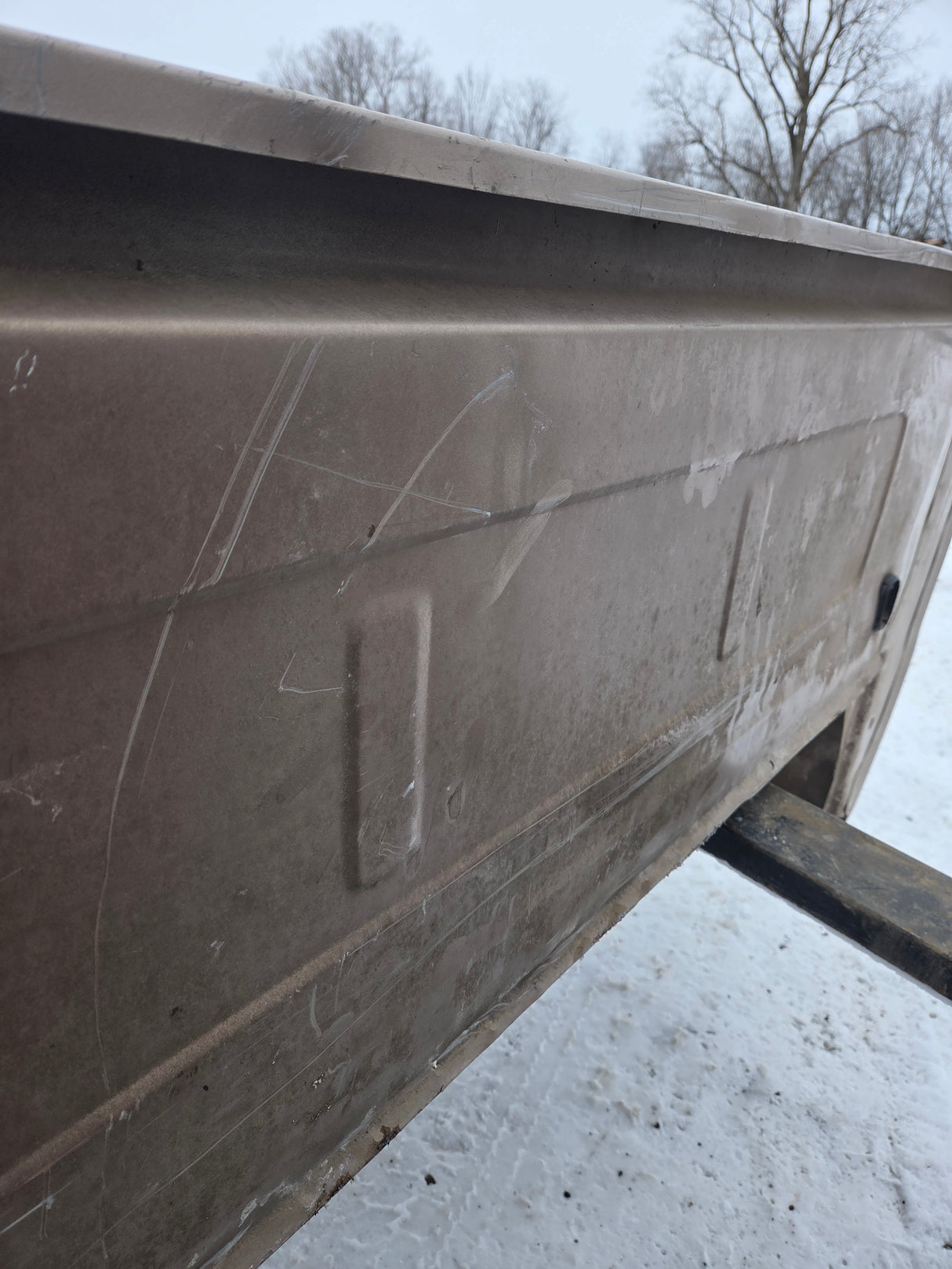 1999-2010 Ford Super Duty F250 F350 6' 9" Short Truck Bed