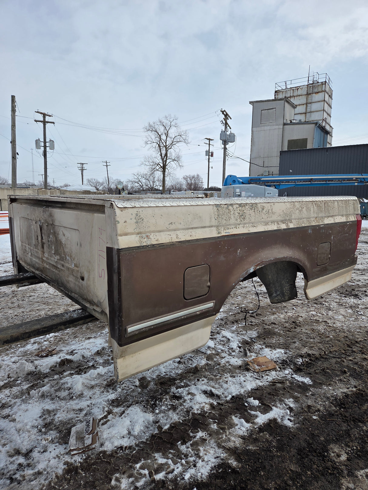 1987-1997 Ford F150 F250 F350 OBS 6' 9" Short Truck Bed