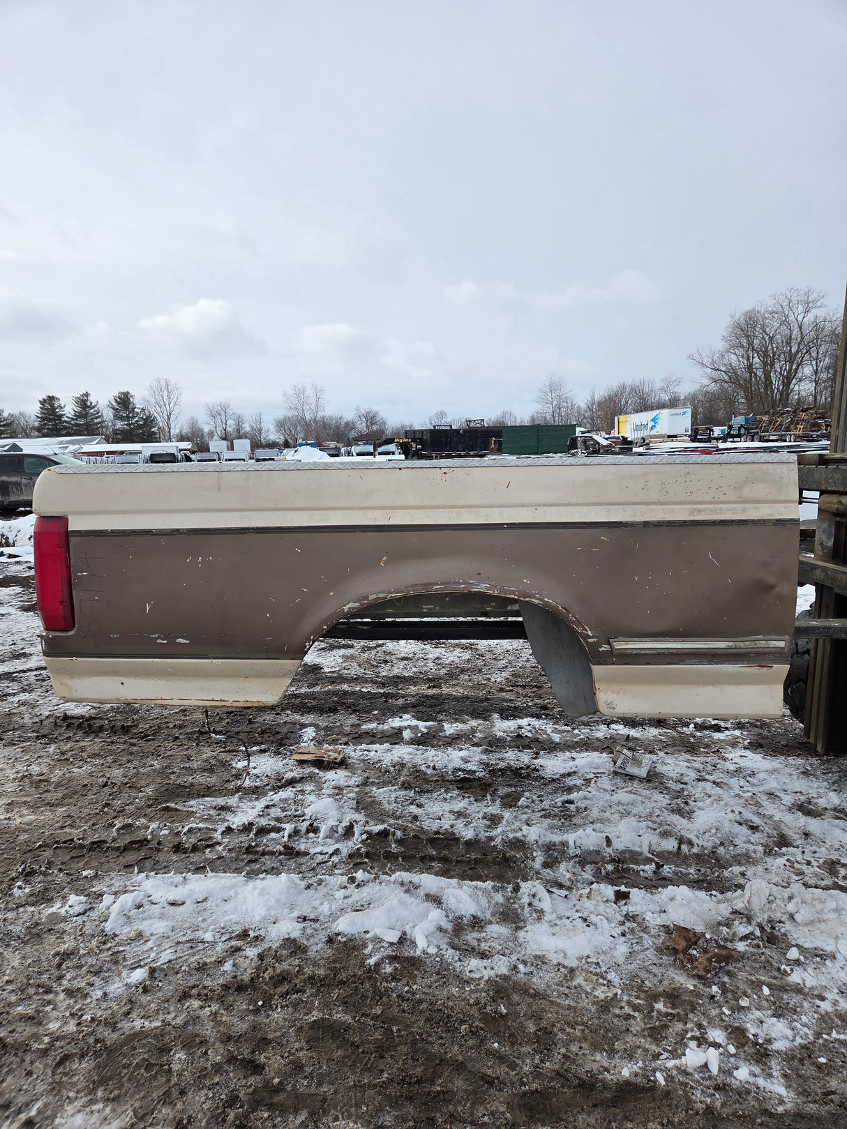 1987-1997 Ford F150 F250 F350 OBS 6' 9" Short Truck Bed