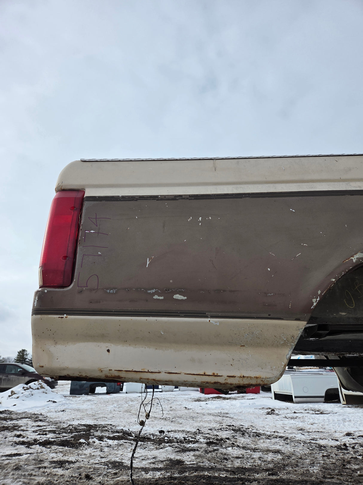 1987-1997 Ford F150 F250 F350 OBS 6' 9" Short Truck Bed