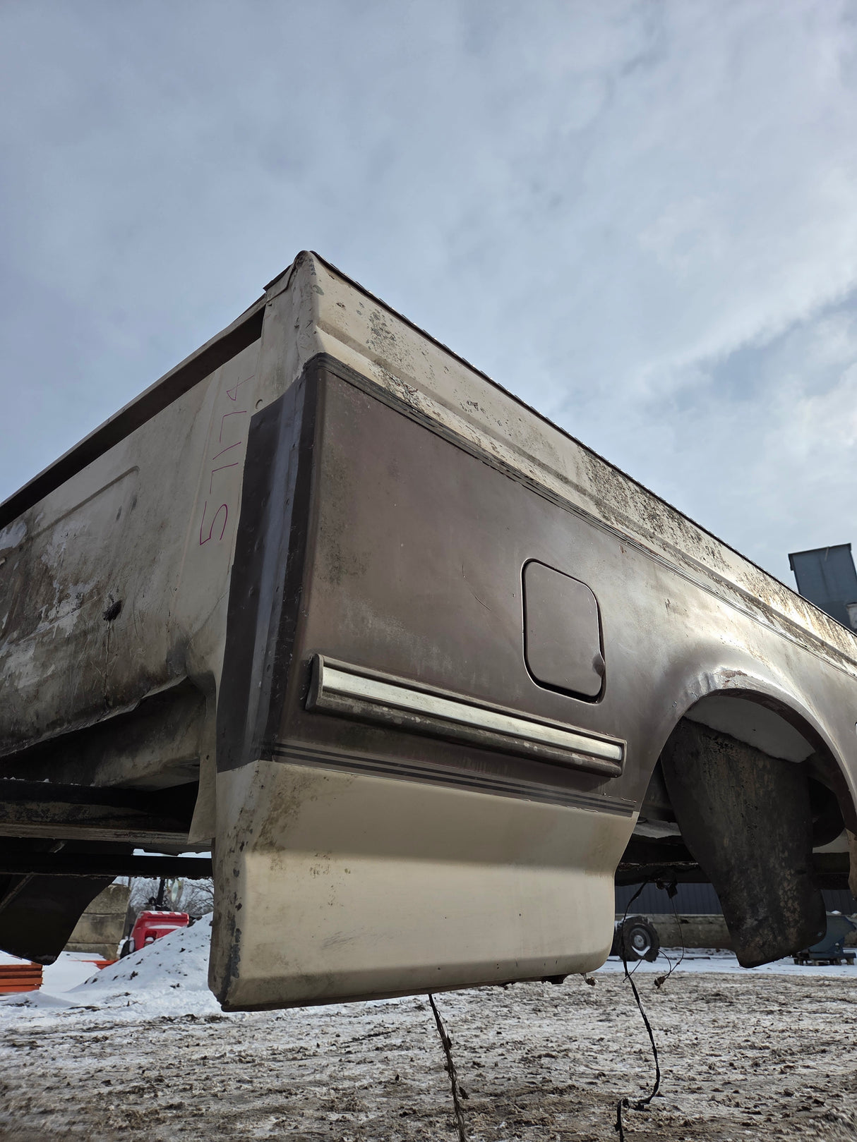 1987-1997 Ford F150 F250 F350 OBS 6' 9" Short Truck Bed