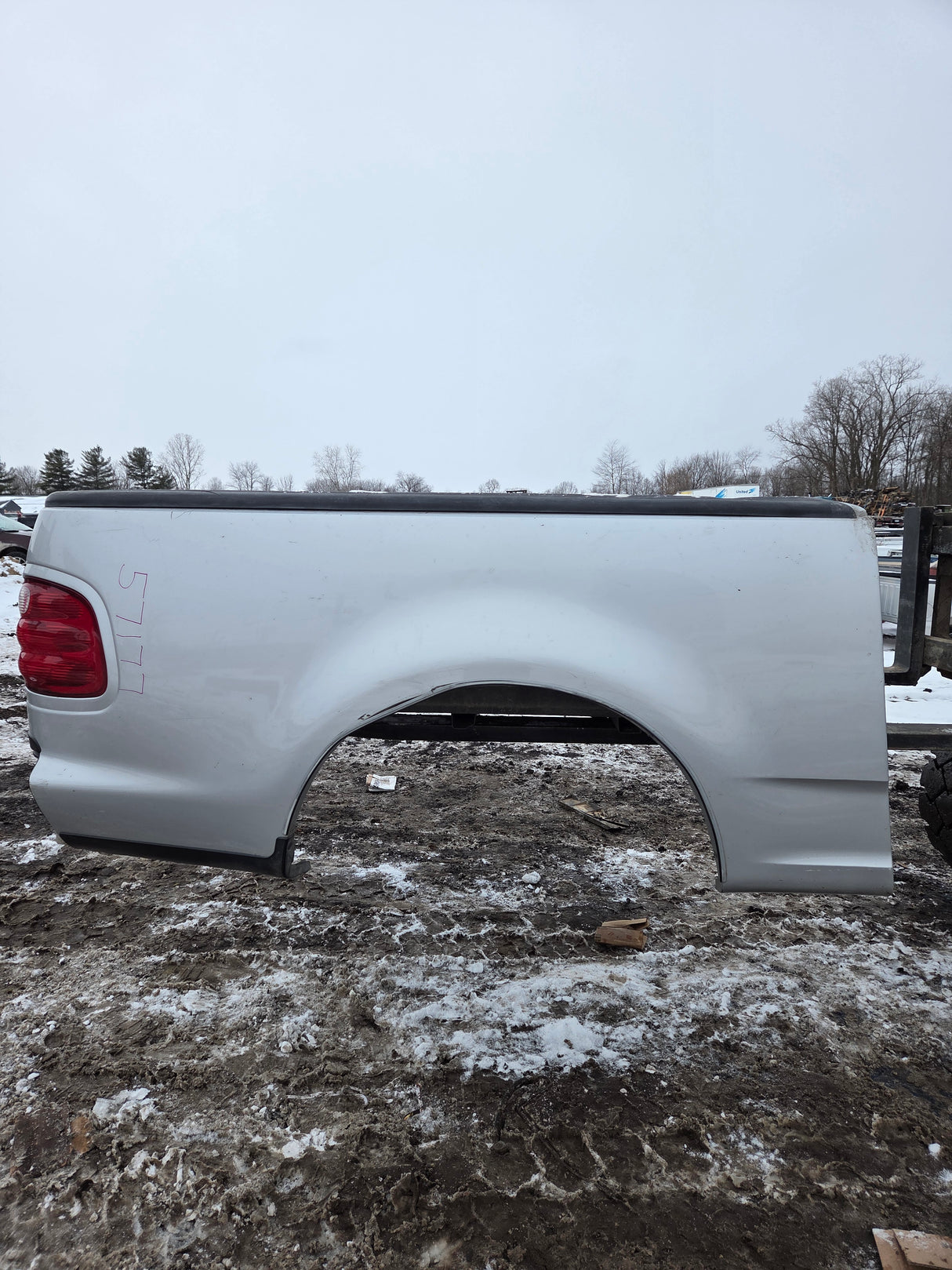 1997-2003 Ford F150 5' 6" Short Truck Bed