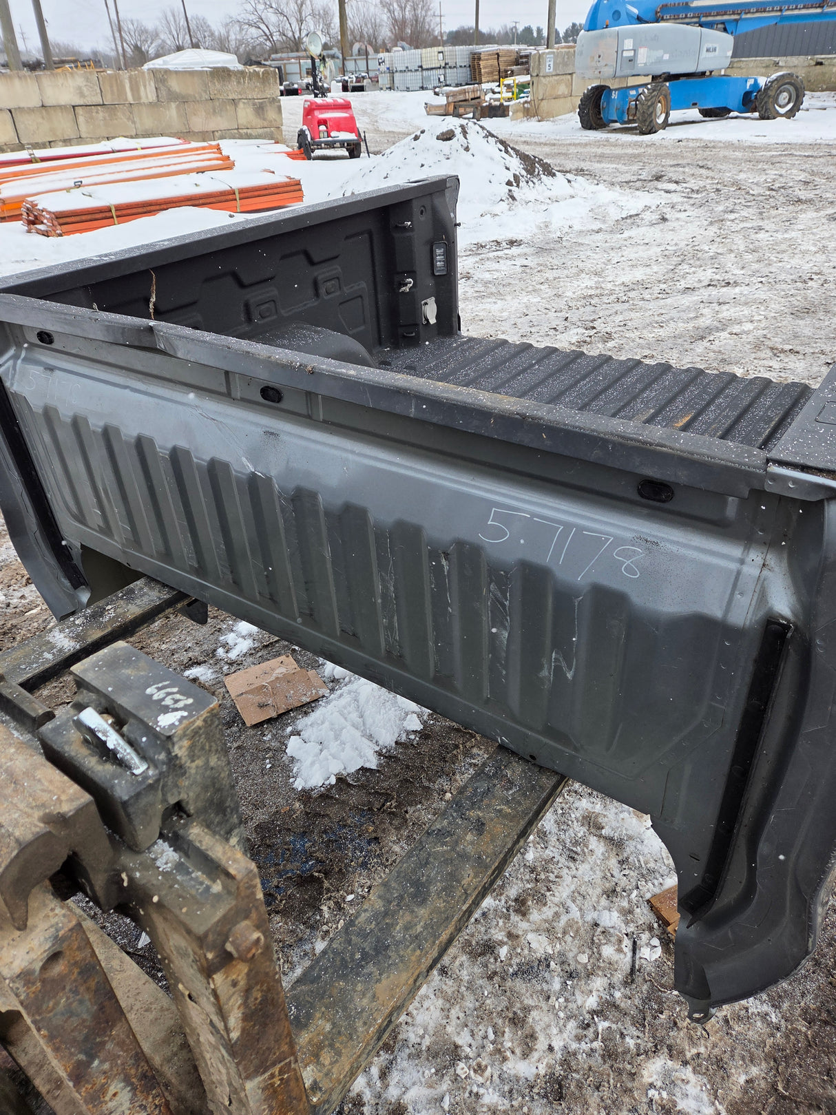 2019-2025 GMC Sierra 1500 5' 9" Short Truck Bed
