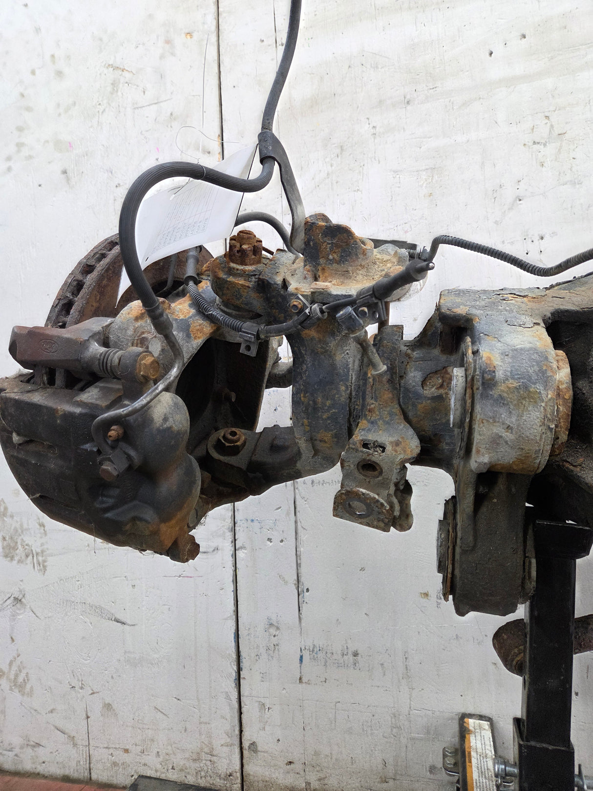 2011-2012 Ford Super Duty F250 F350 Front Axle 3.55 Gear Ratio 184K MILES