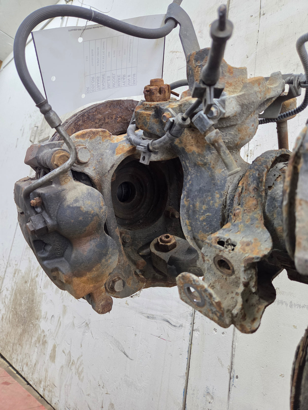 2011-2012 Ford Super Duty F250 F350 Front Axle 3.55 Gear Ratio 184K MILES