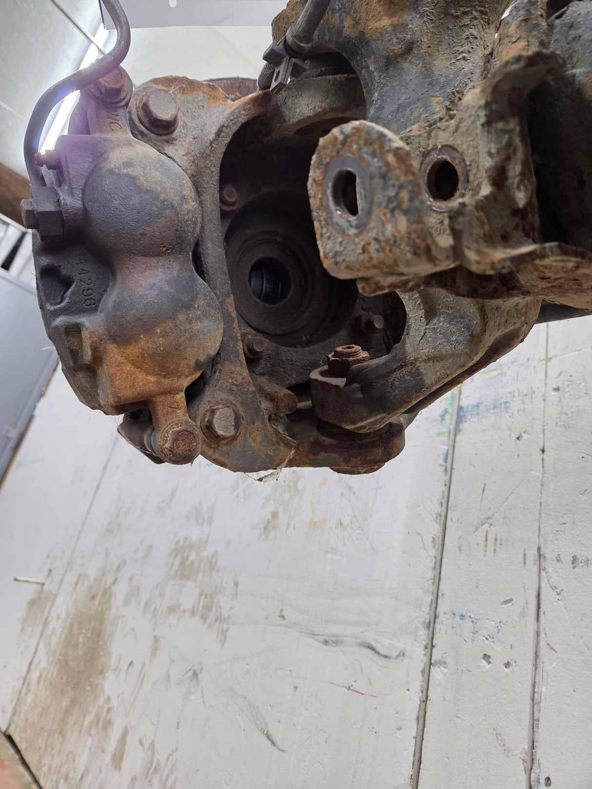 2011-2012 Ford Super Duty F250 F350 Front Axle 3.55 Gear Ratio 184K MILES
