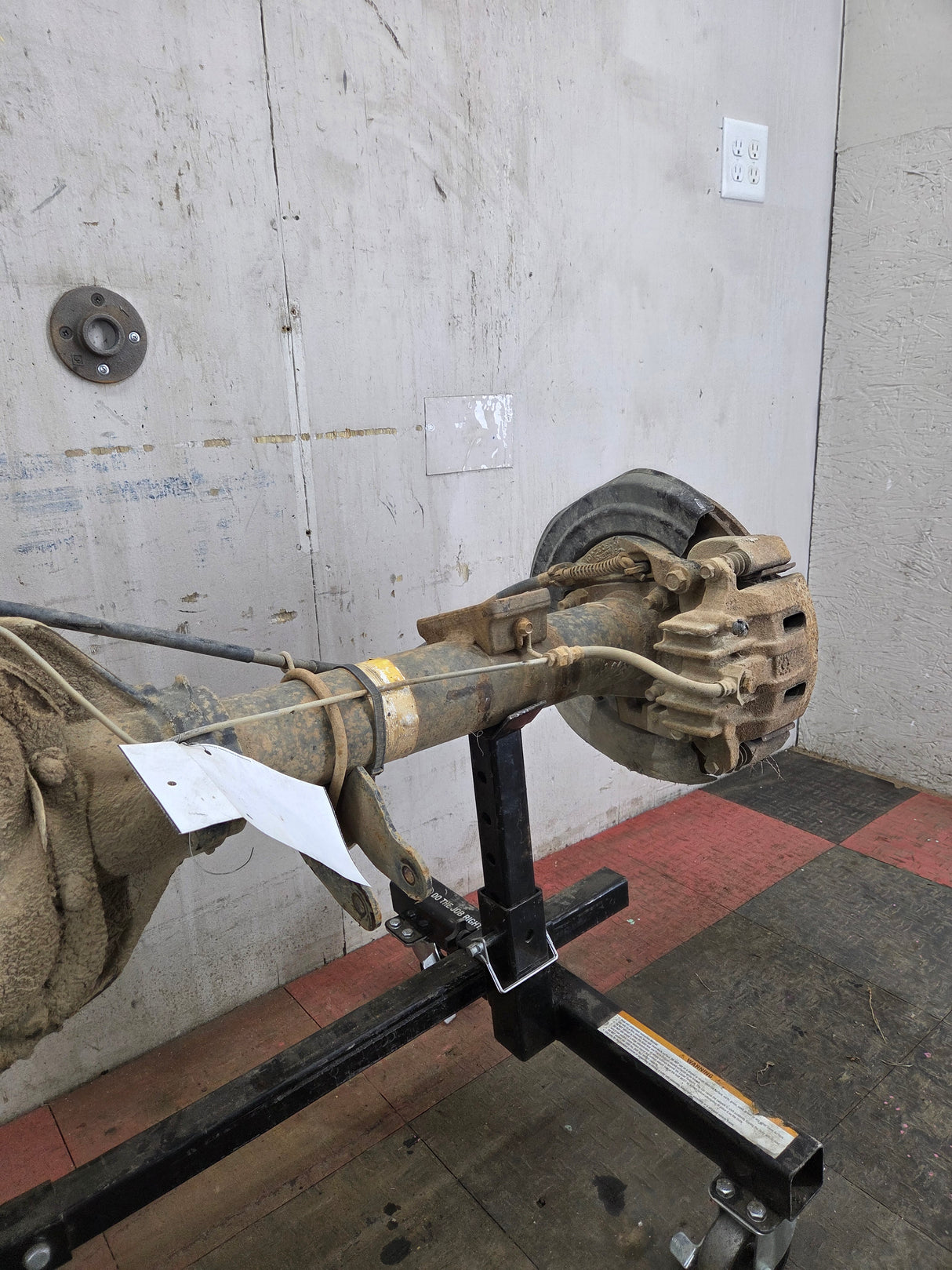 1999-2001 Ford Super Duty F250 F350 SRW Rear Axle 3.73 Ratio