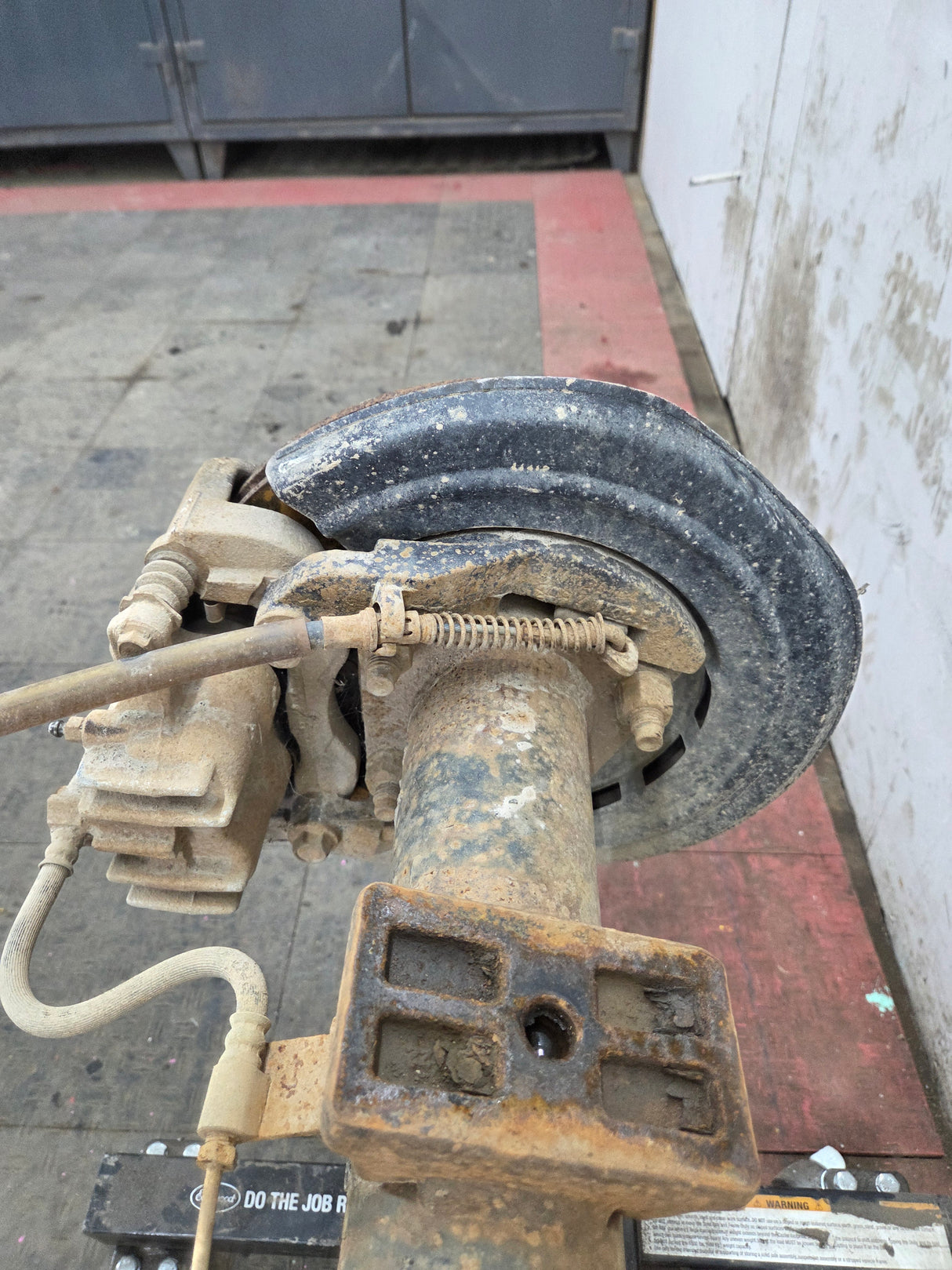 1999-2001 Ford Super Duty F250 F350 SRW Rear Axle 3.73 Ratio