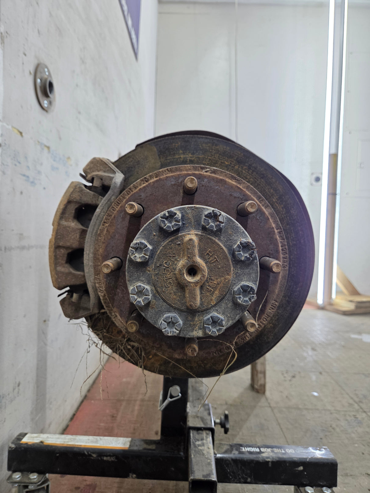 1999-2001 Ford Super Duty F250 F350 SRW Rear Axle 3.73 Ratio