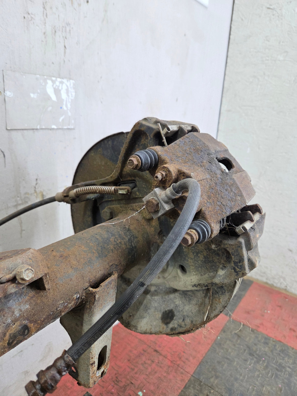 2004-2008 Ford F150 9.75" Rear Axle 3.55 Gear Ratio